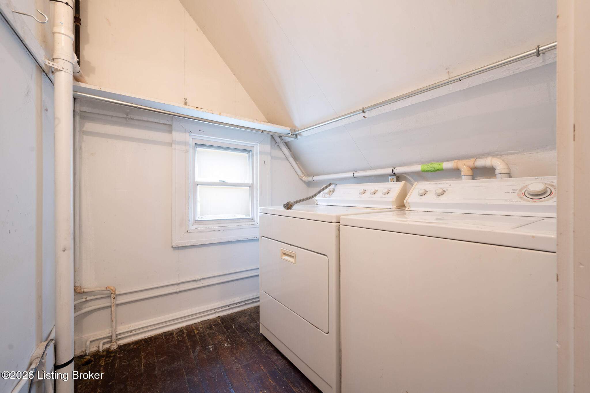 1919 Deerwood Ave Property Photo 40