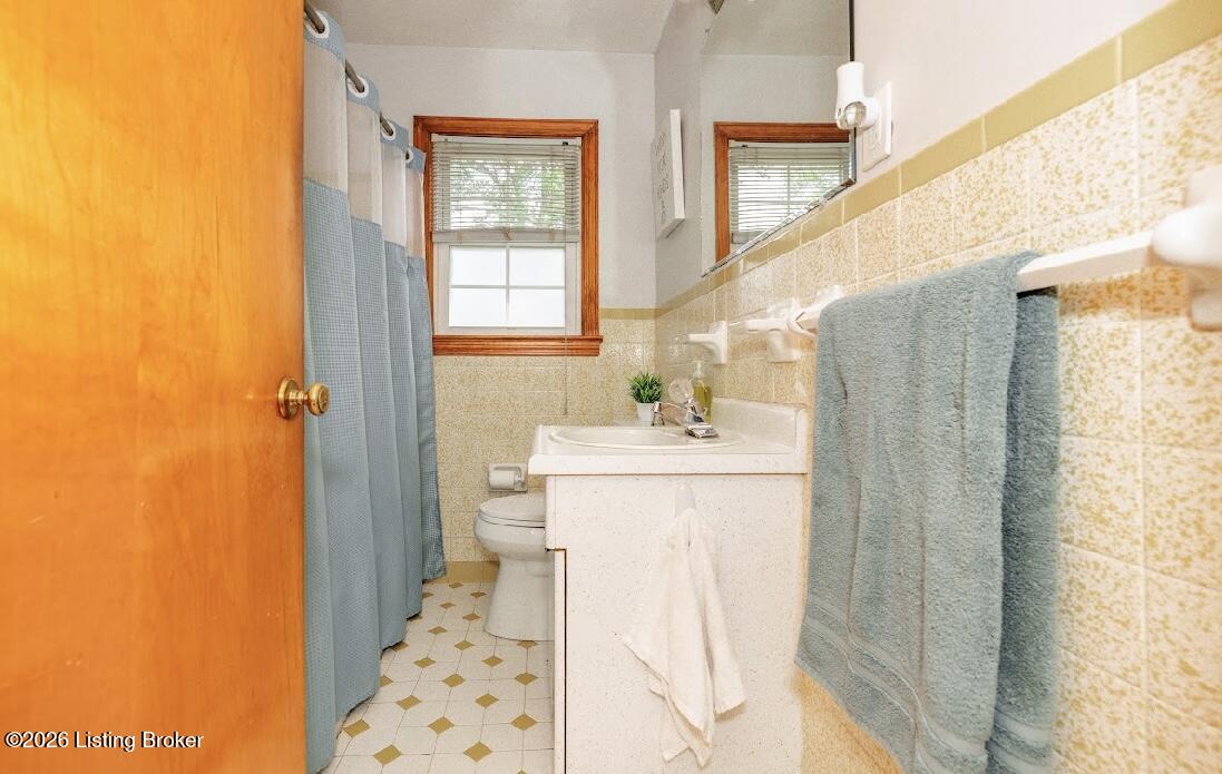 1082 Forrest View Dr Property Photo 14