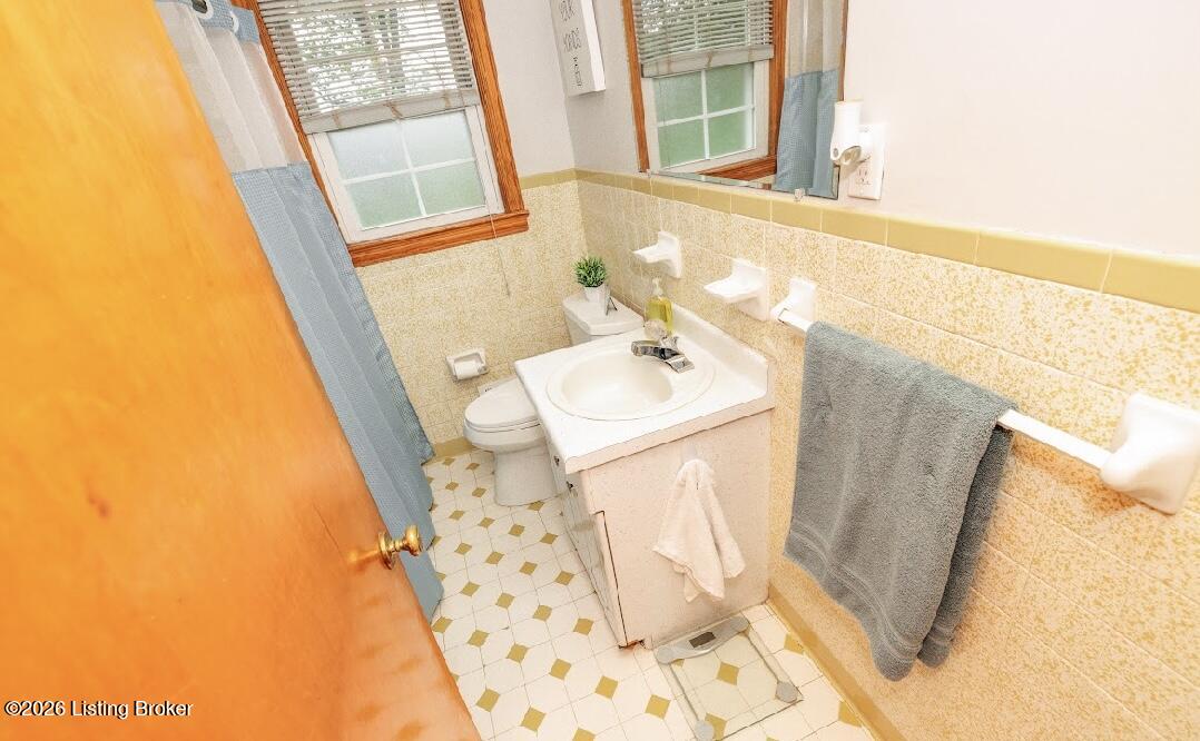 1082 Forrest View Dr Property Photo 15