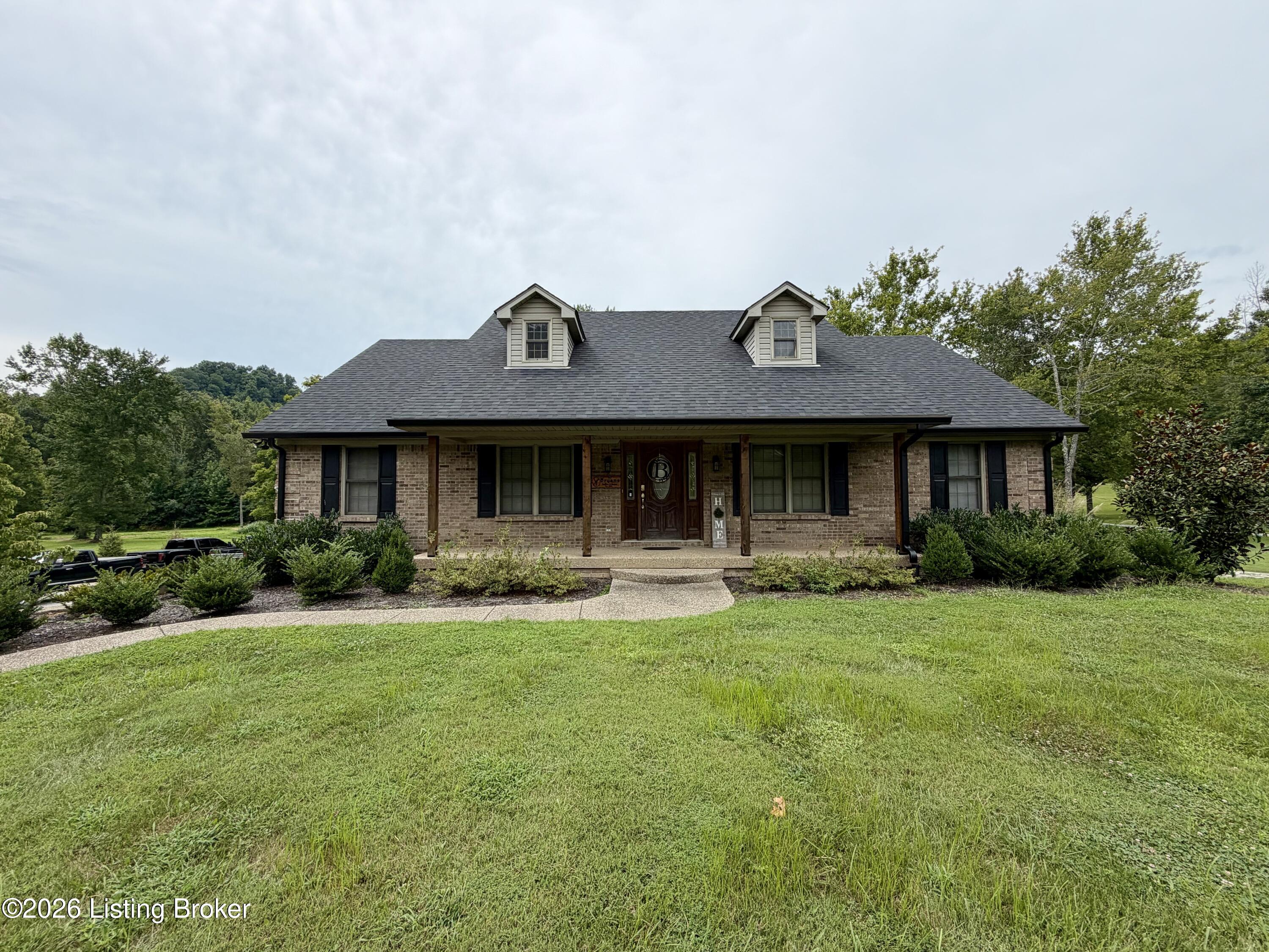 581 Monks Rd Property Photo 1