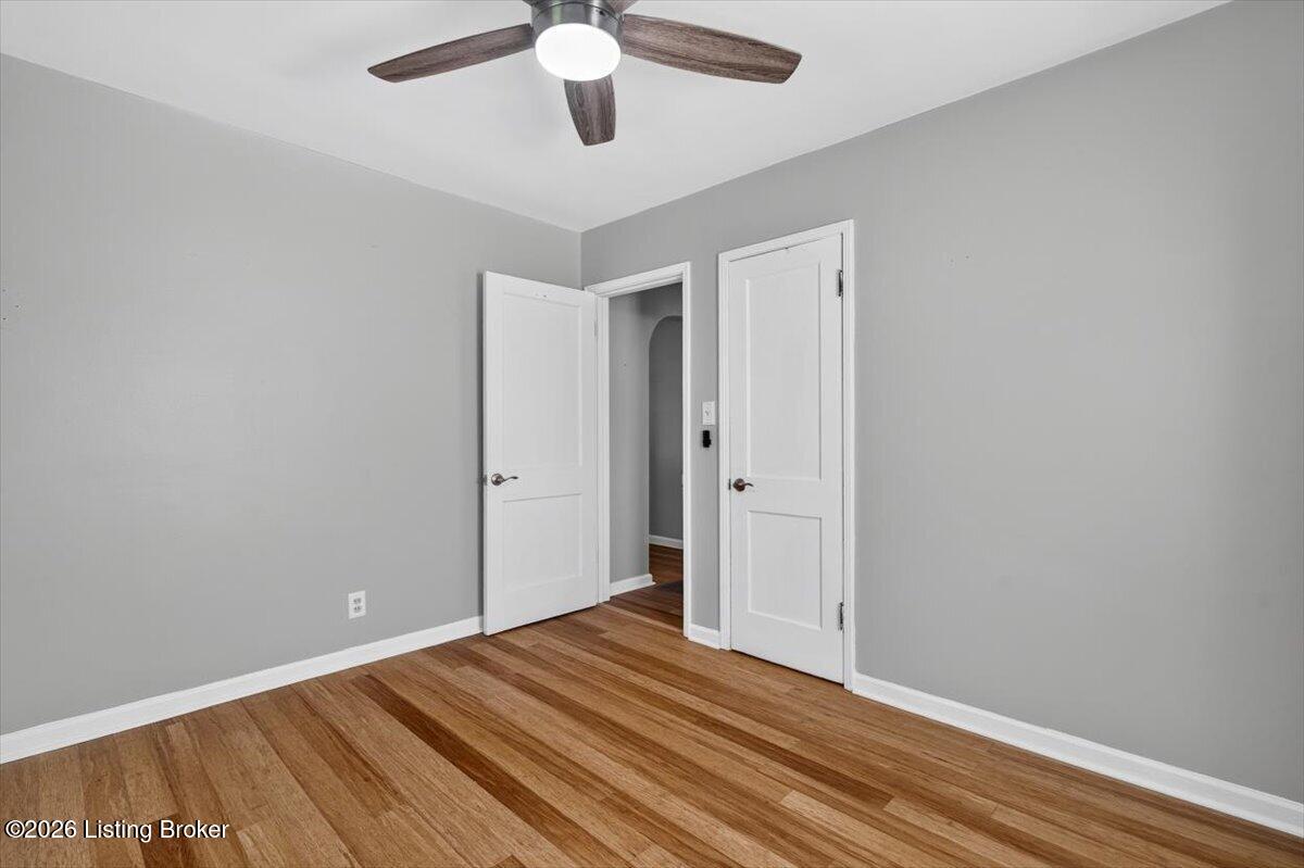 4401 Gatewood Ave Property Photo 16