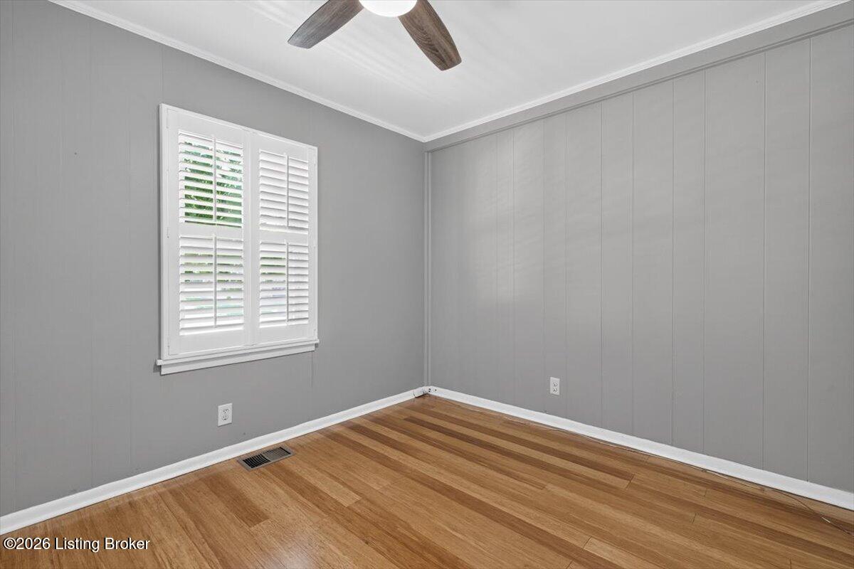 4401 Gatewood Ave Property Photo 18