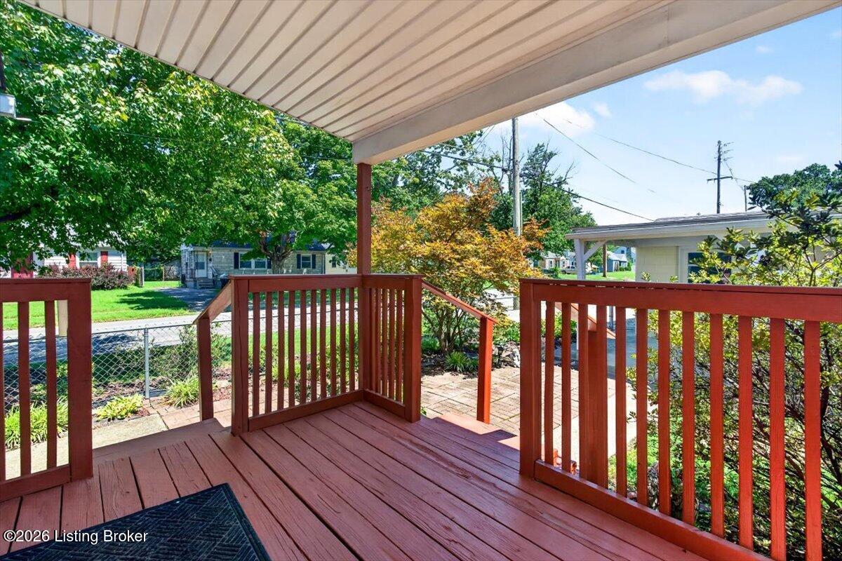 4401 Gatewood Ave Property Photo 25