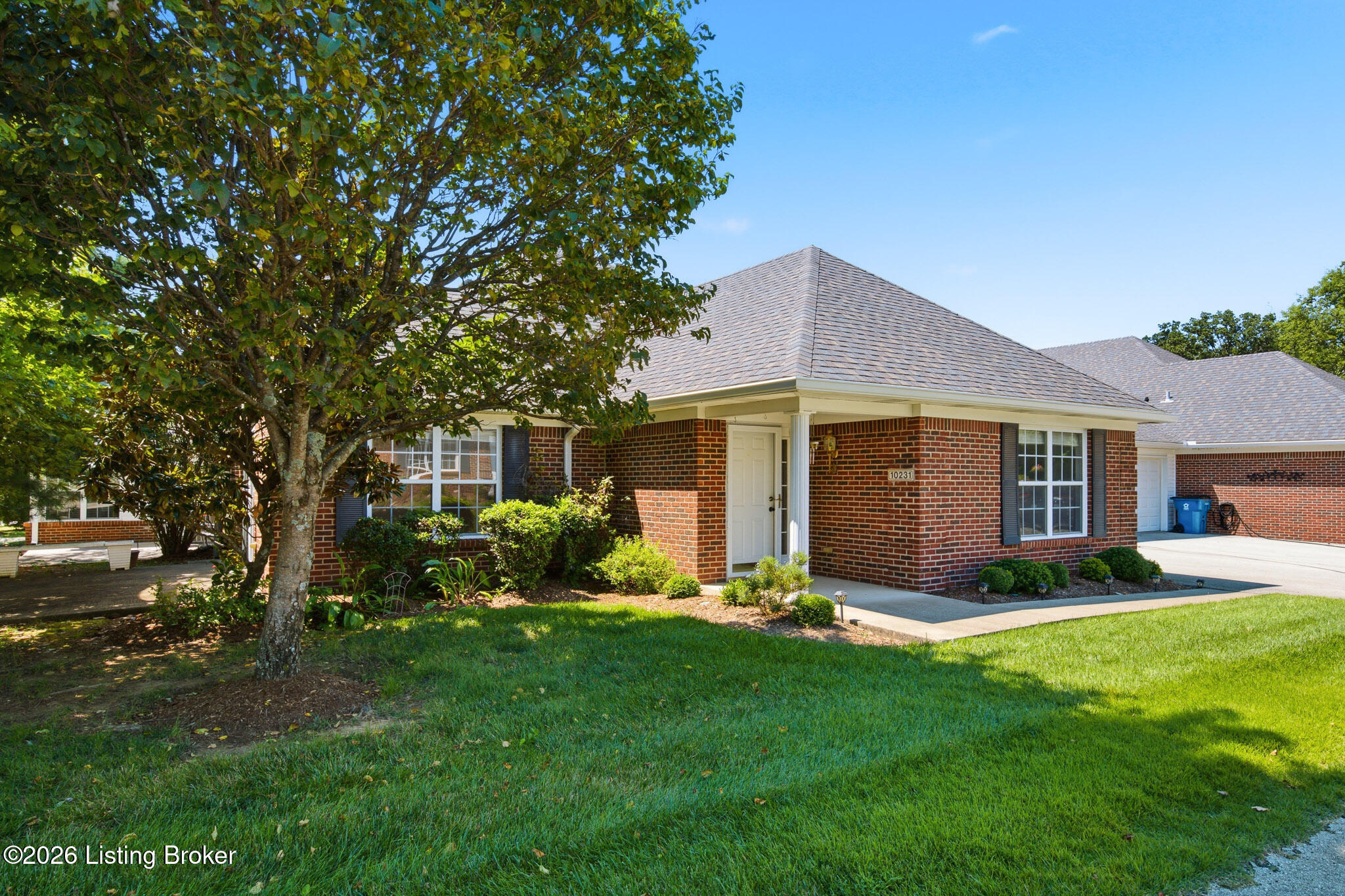 10231 Pine Glen Cir