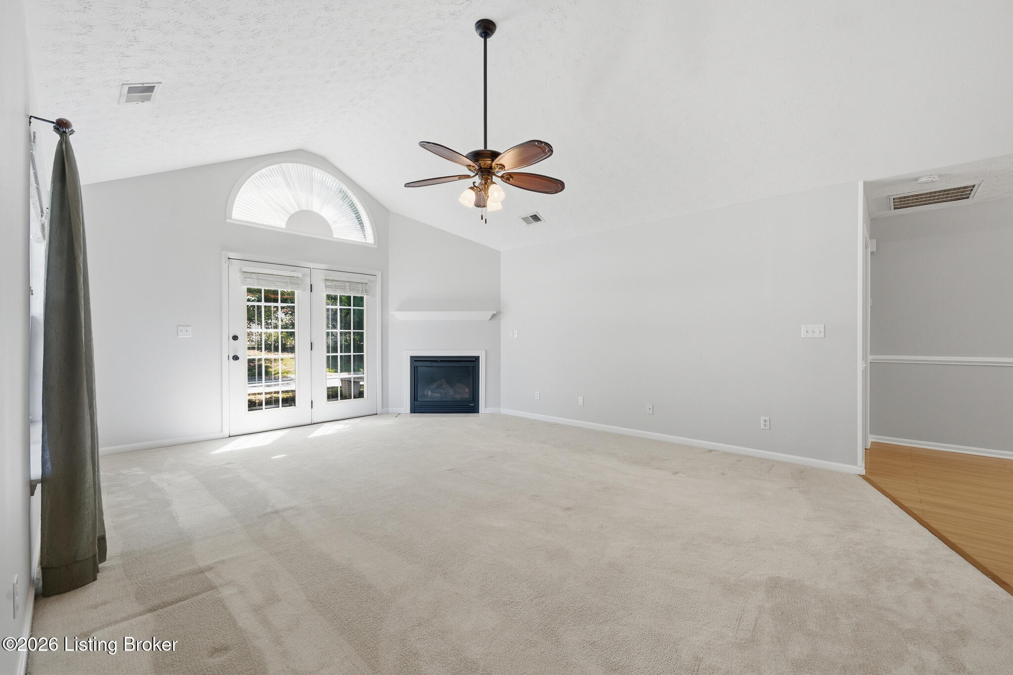 10231 Pine Glen Cir Property Photo 11