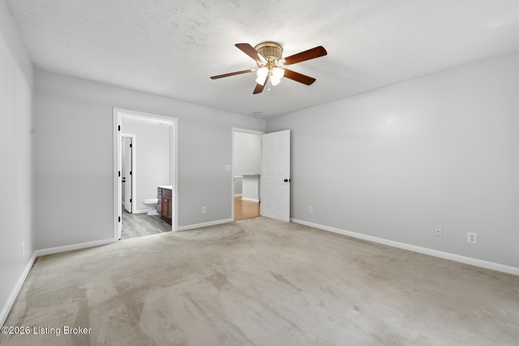 10231 Pine Glen Cir Property Photo 24