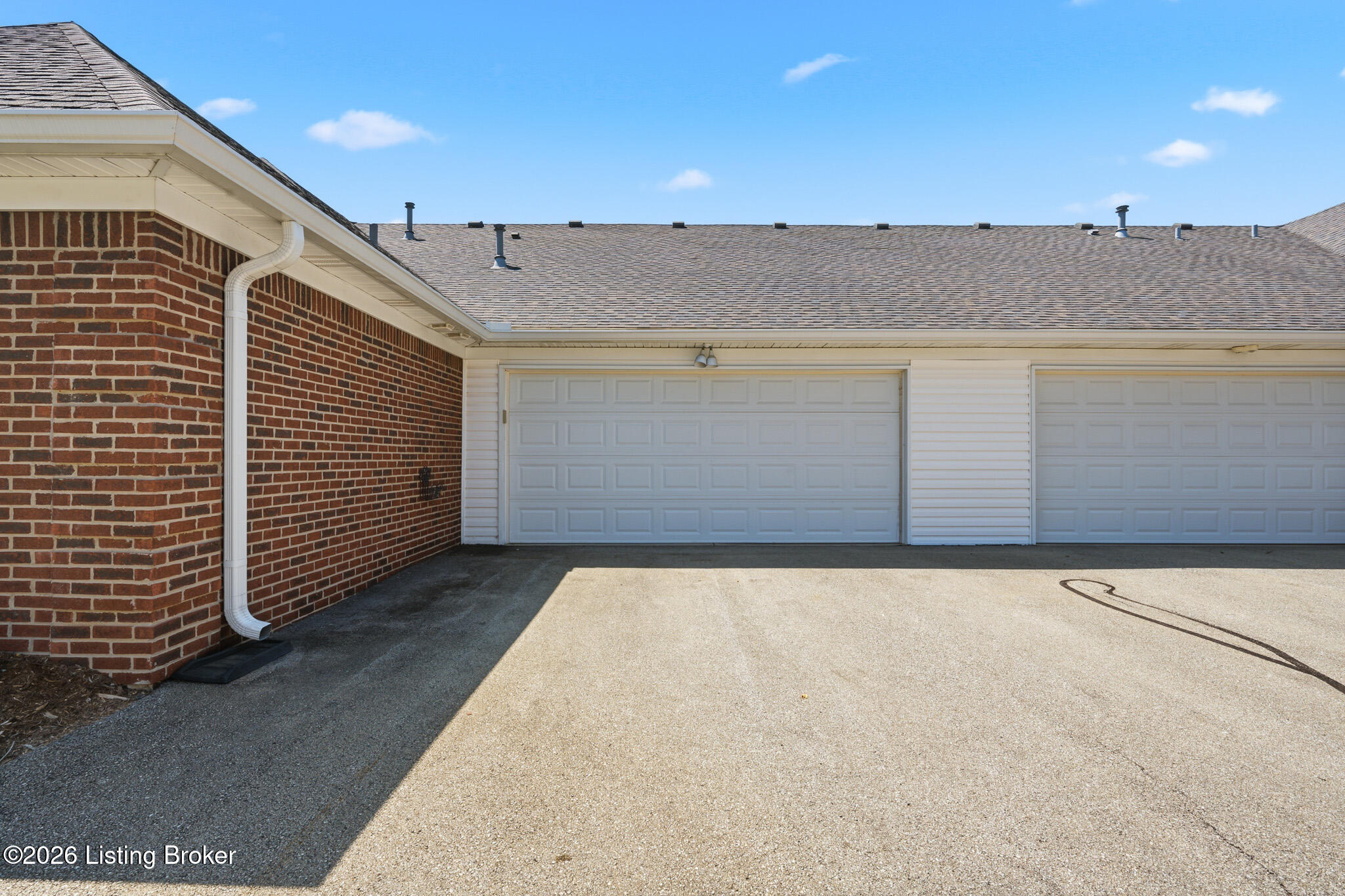 10231 Pine Glen Cir Property Photo 38