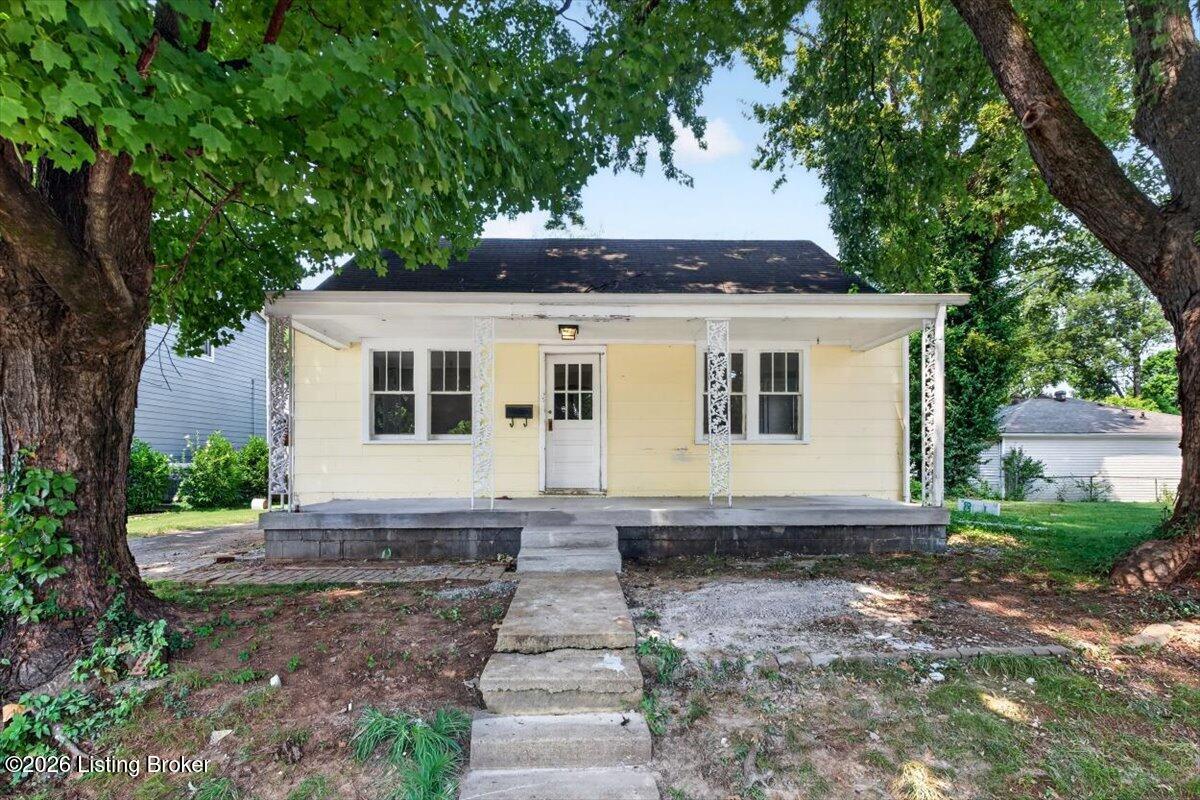 206 S 2nd St Property Photo 1