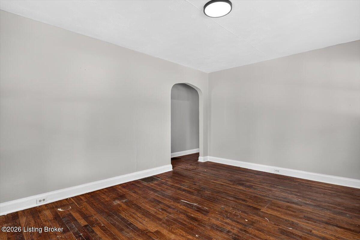 206 S 2nd St Property Photo 6