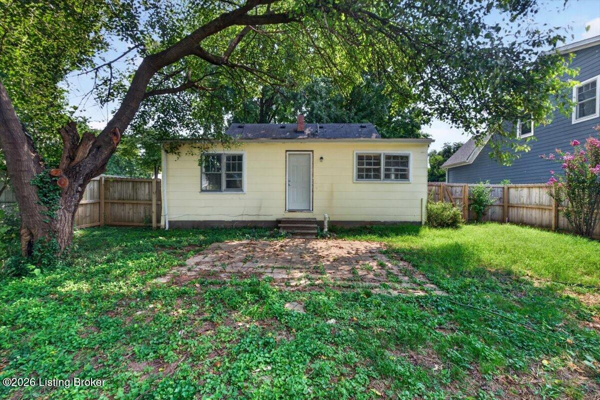 206 S 2nd St Property Photo 26