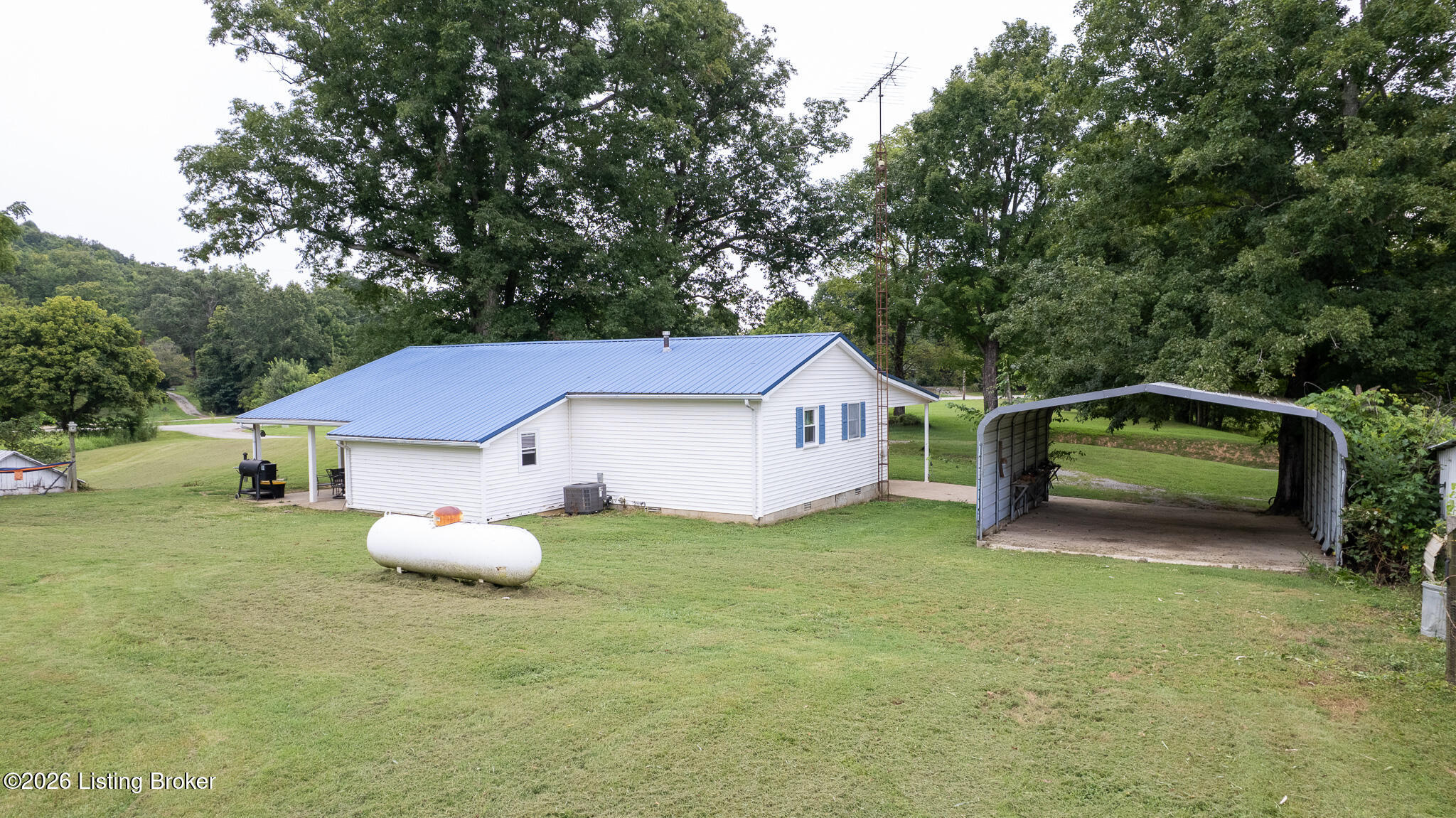 49 Young Way Property Photo 15