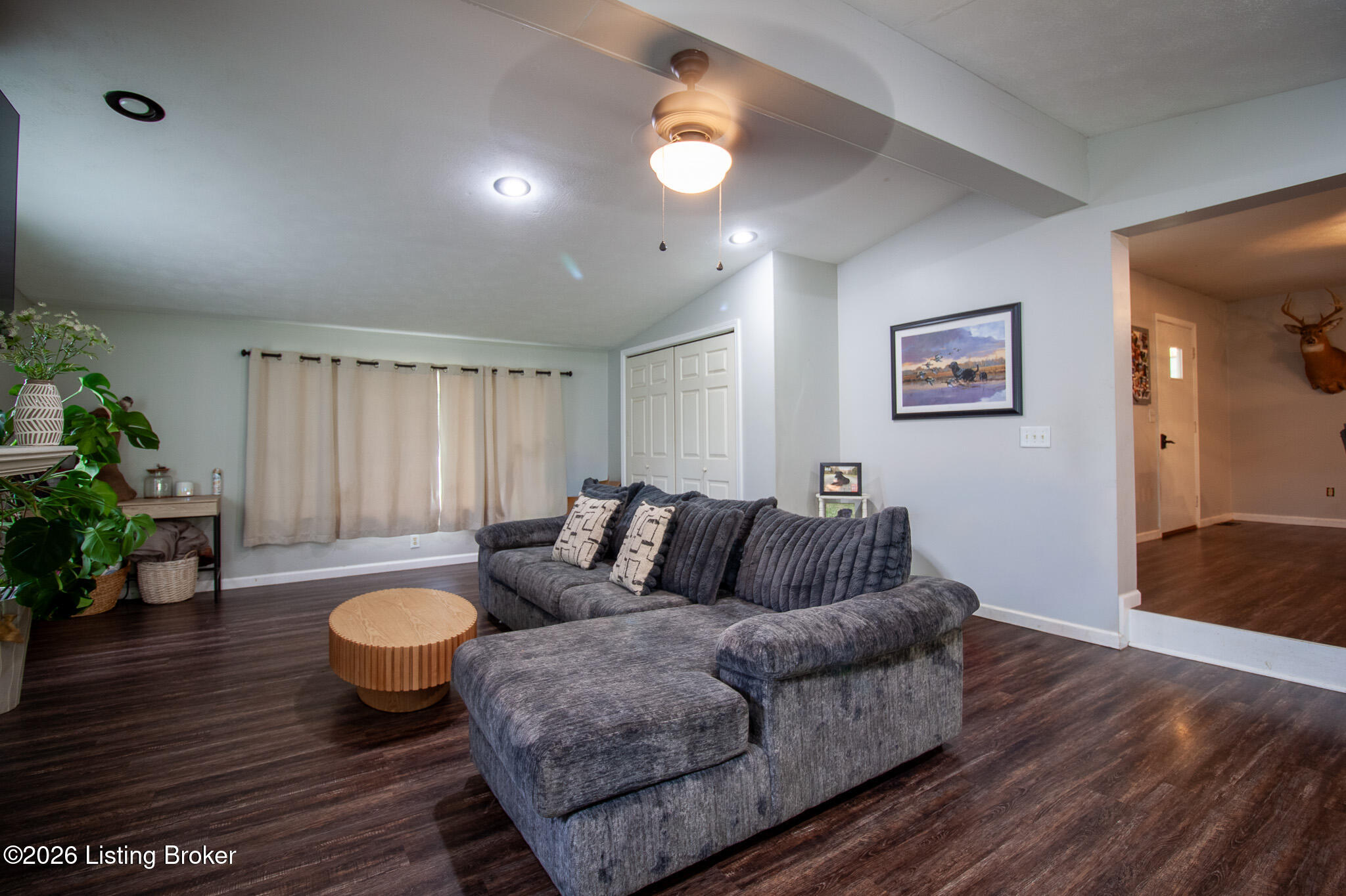 49 Young Way Property Photo 28