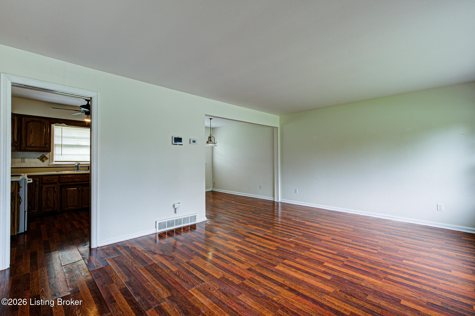 6018 Bay Pine Dr Property Photo 5