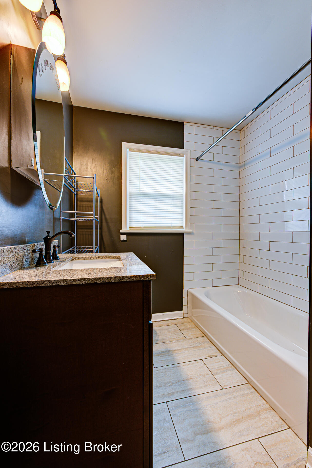 6018 Bay Pine Dr Property Photo 20