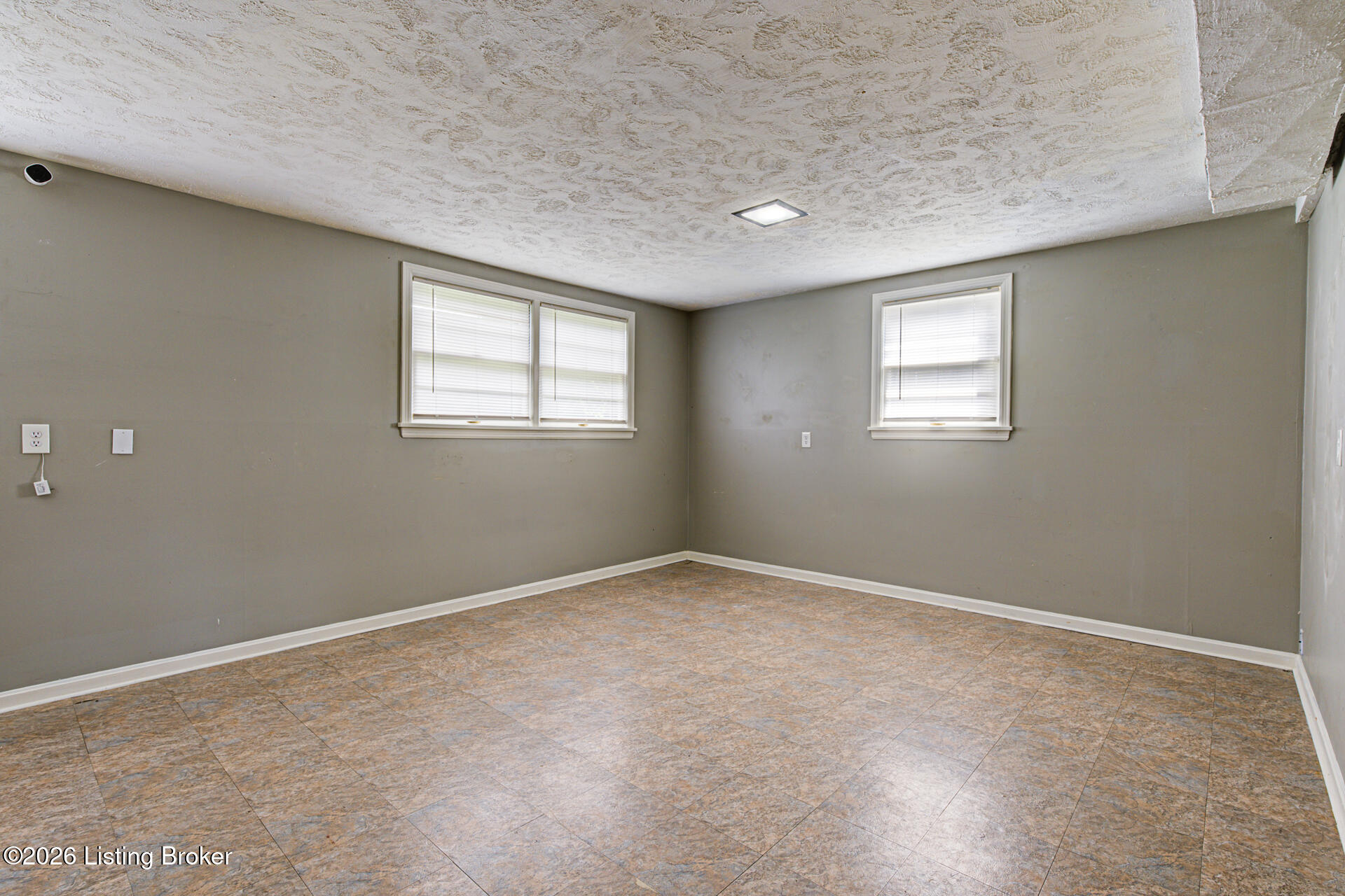 6018 Bay Pine Dr Property Photo 21