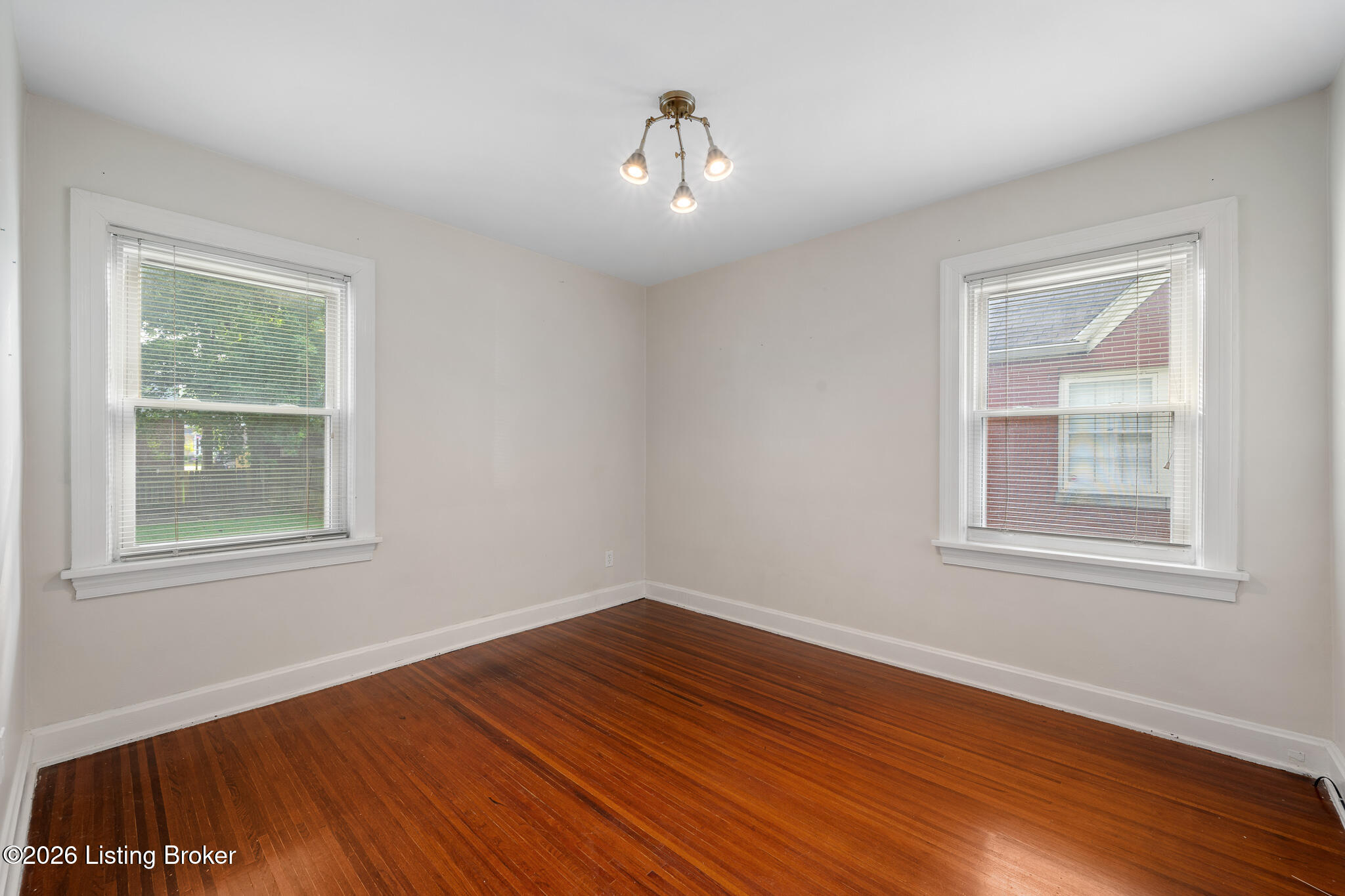 407 Macon Ave Property Photo 16