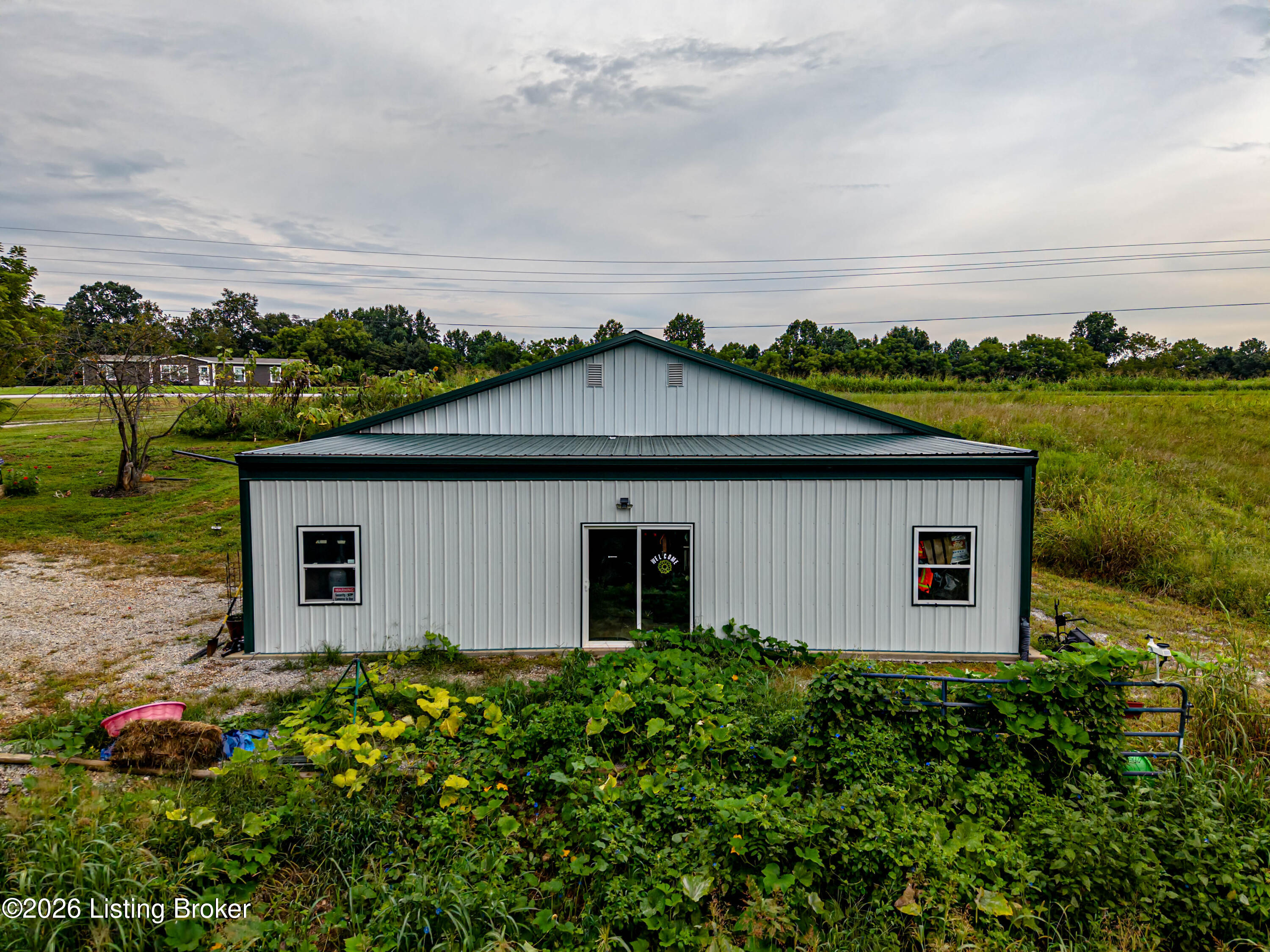 295 Bray Ridge Rd Property Photo 1