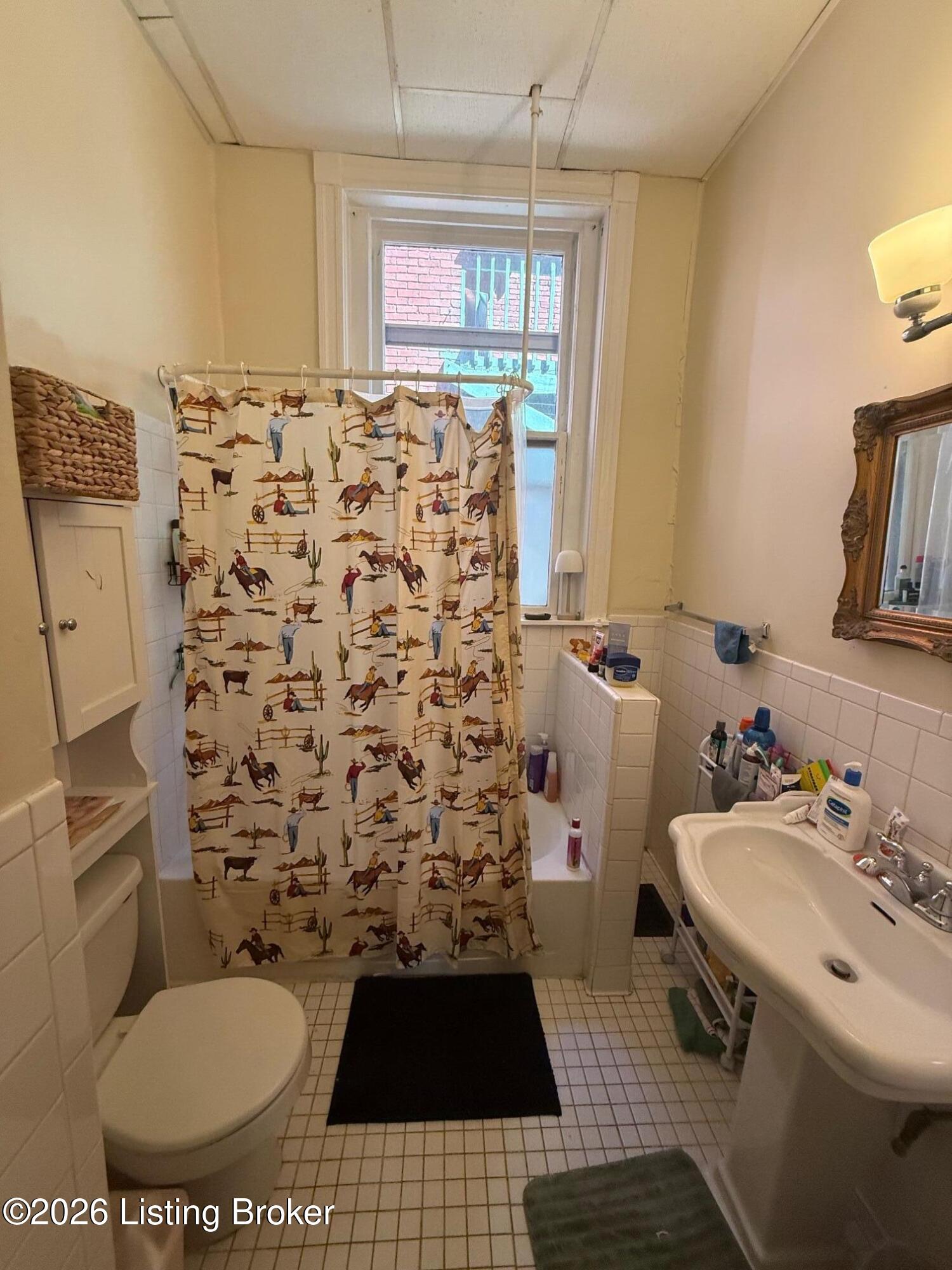 1321 S 1st St Property Photo 11