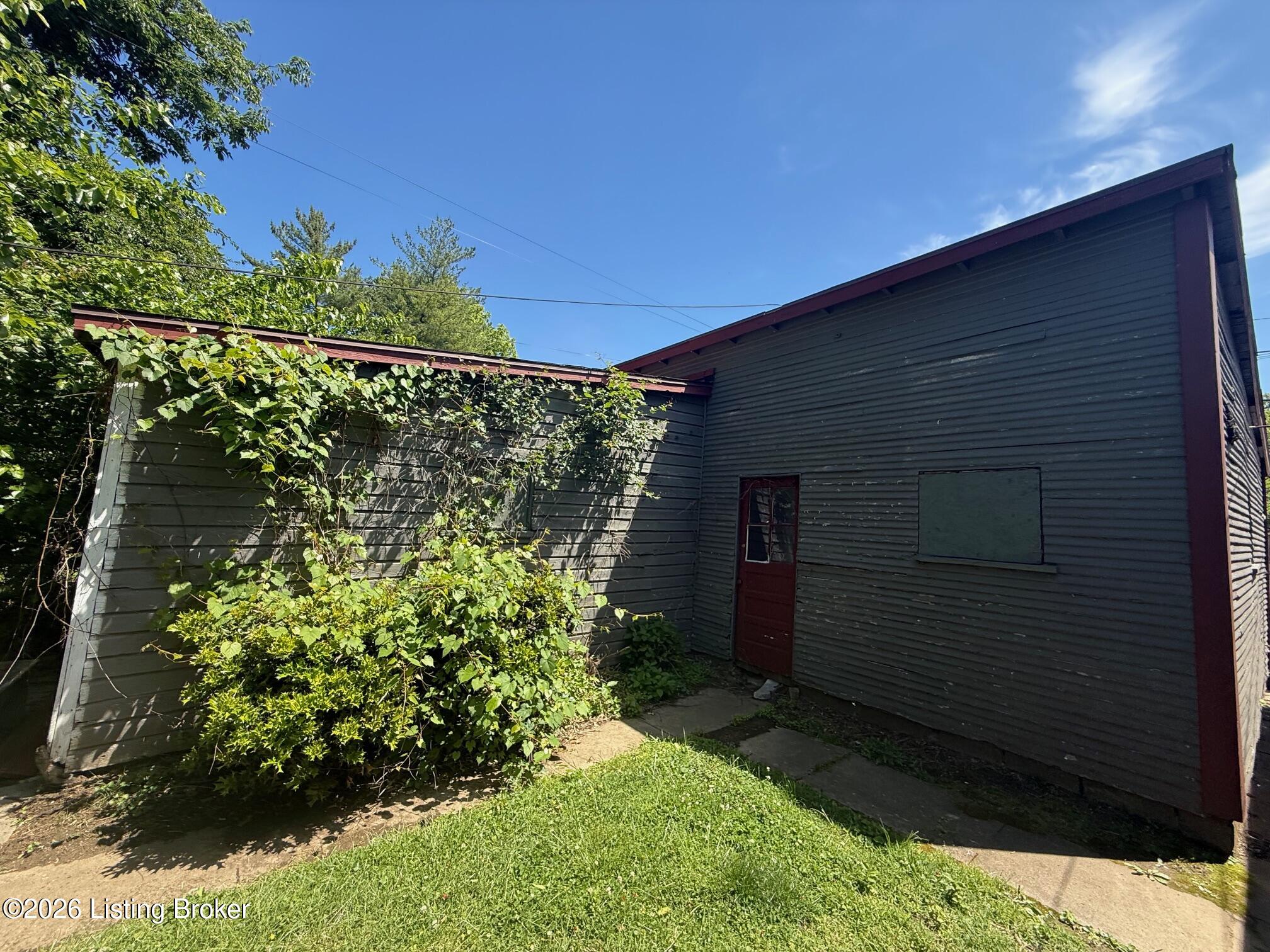 1321 S 1st St Property Photo 58