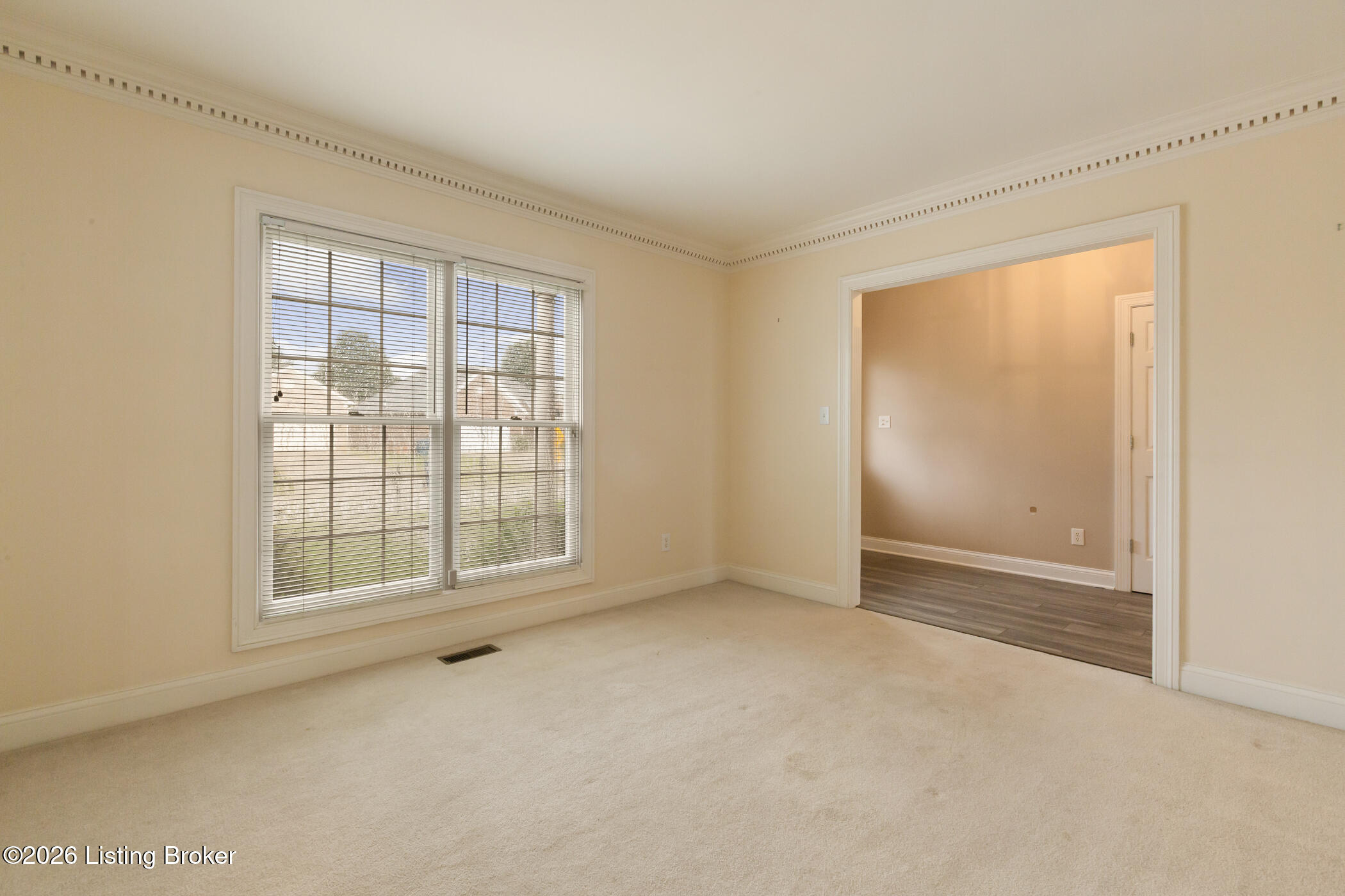 3916 Rock Bay Dr Property Photo 6