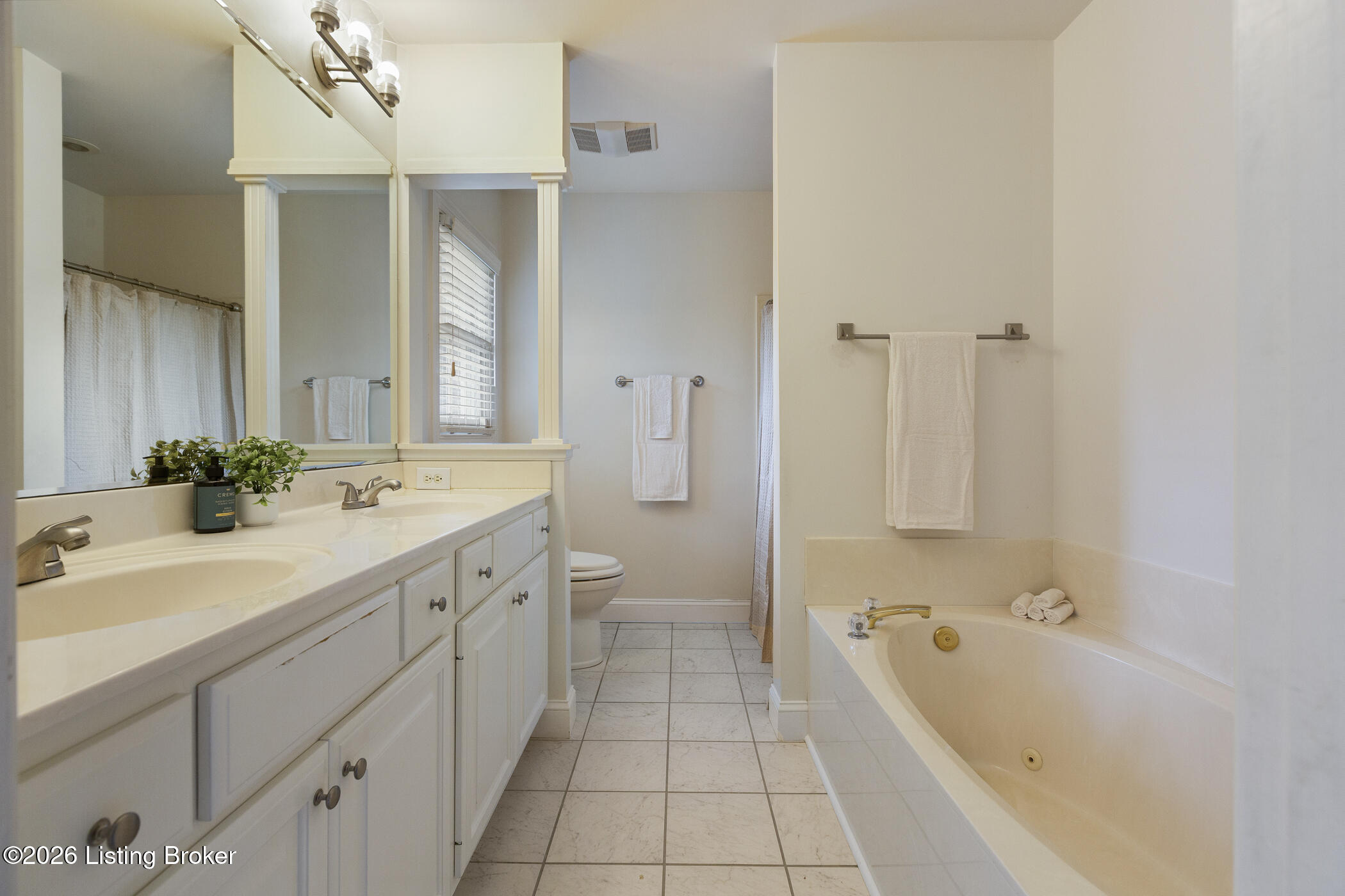 3916 Rock Bay Dr Property Photo 37