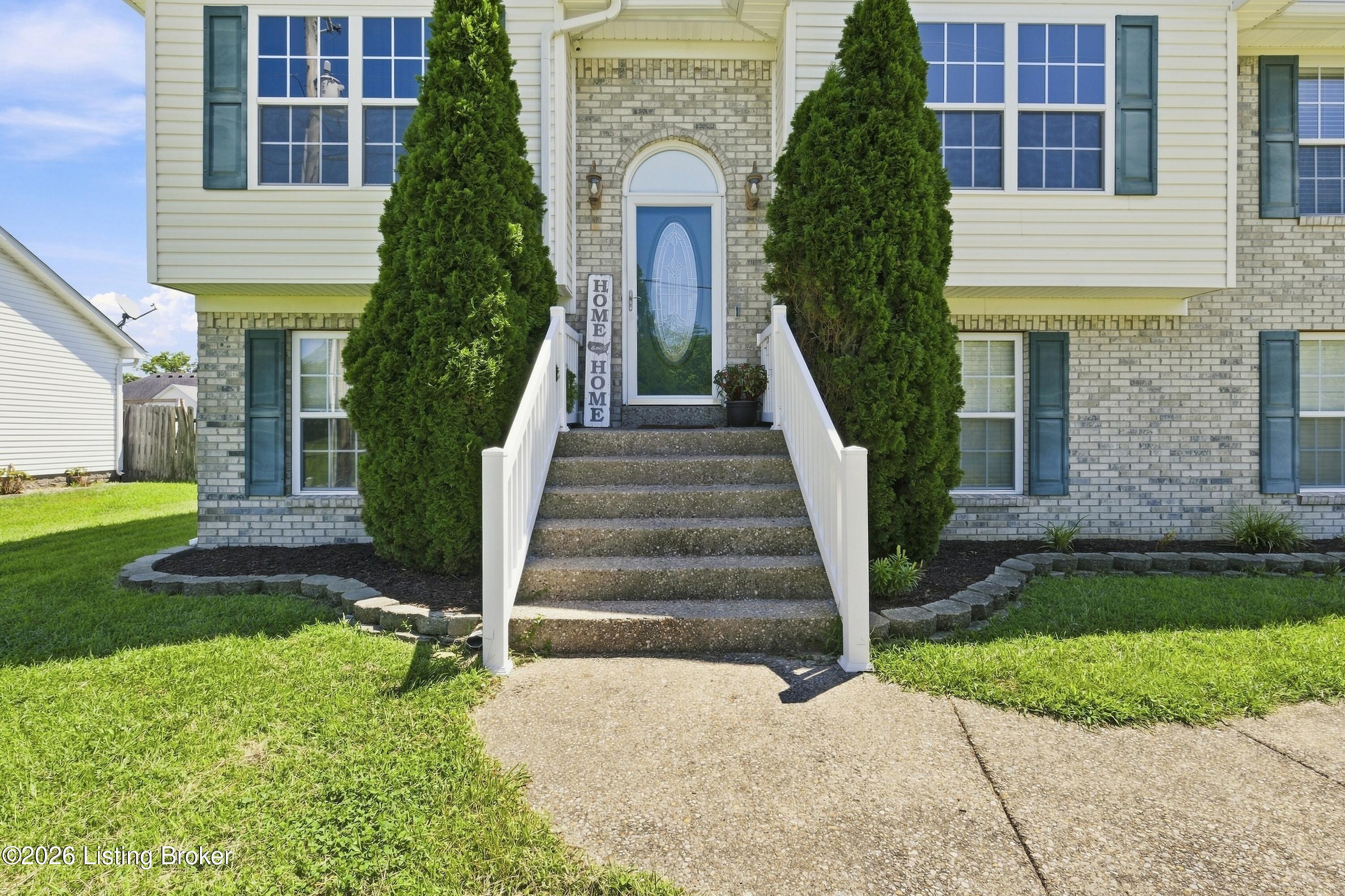 464 Hensley Rd Property Photo 2