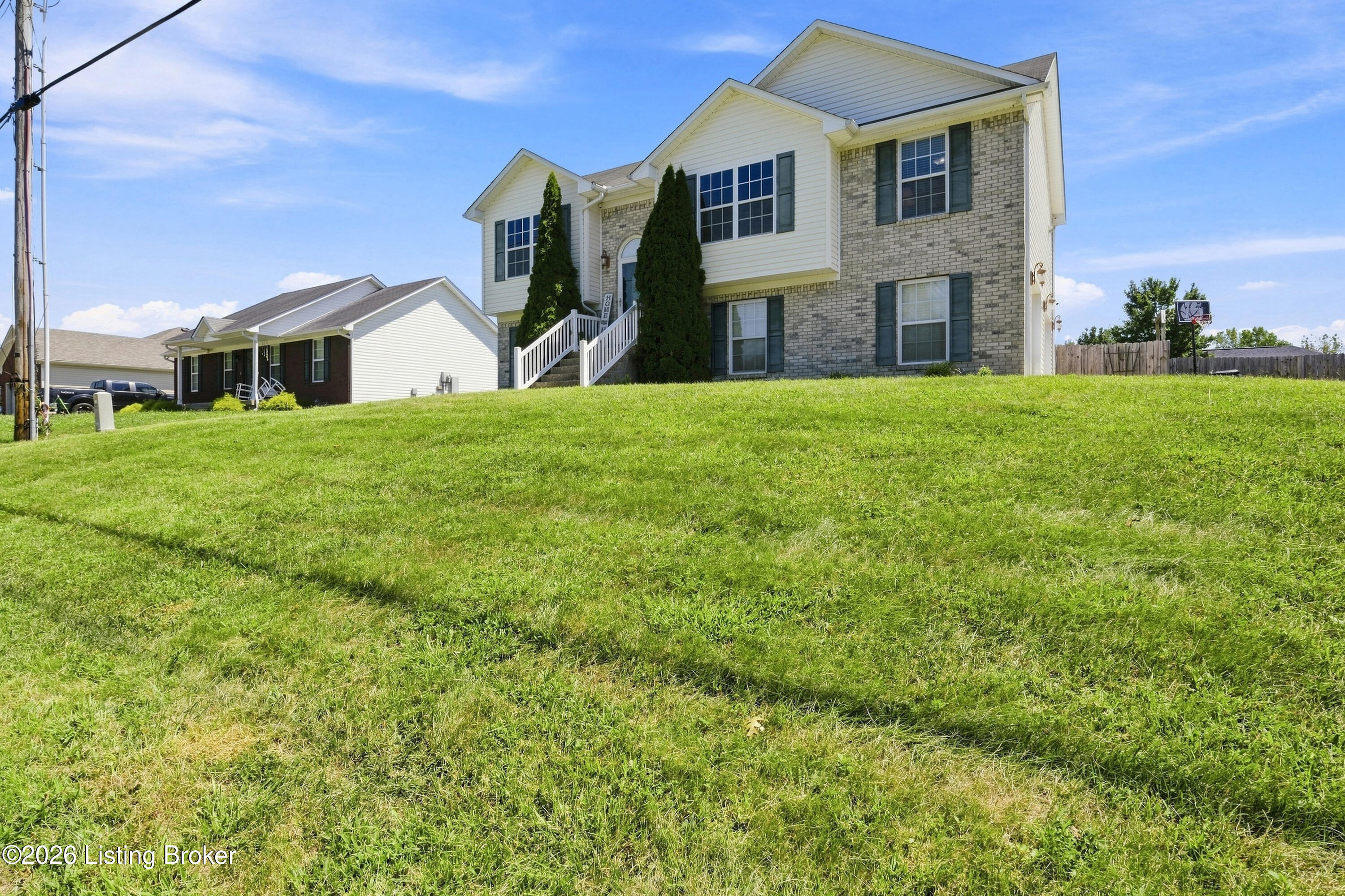 464 Hensley Rd Property Photo 4