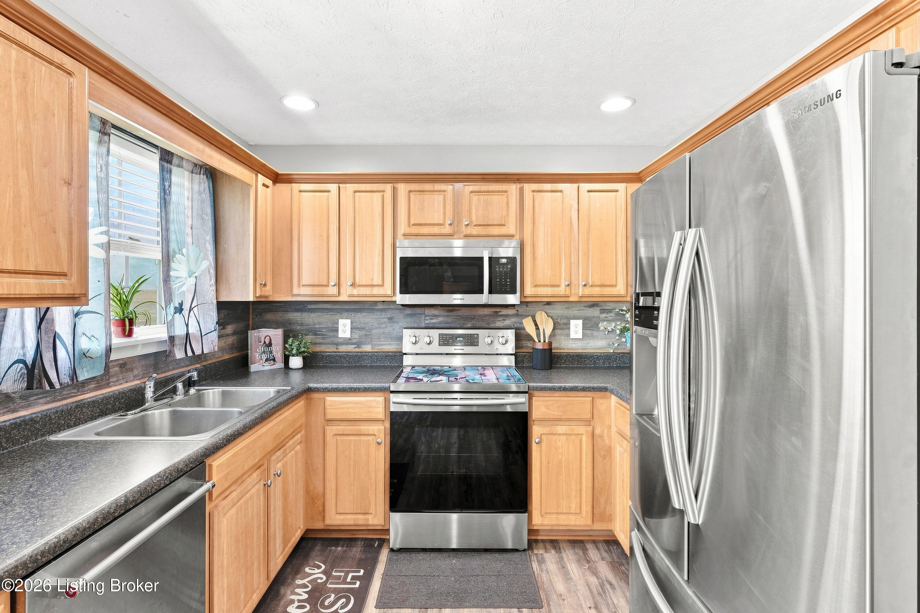 464 Hensley Rd Property Photo 16
