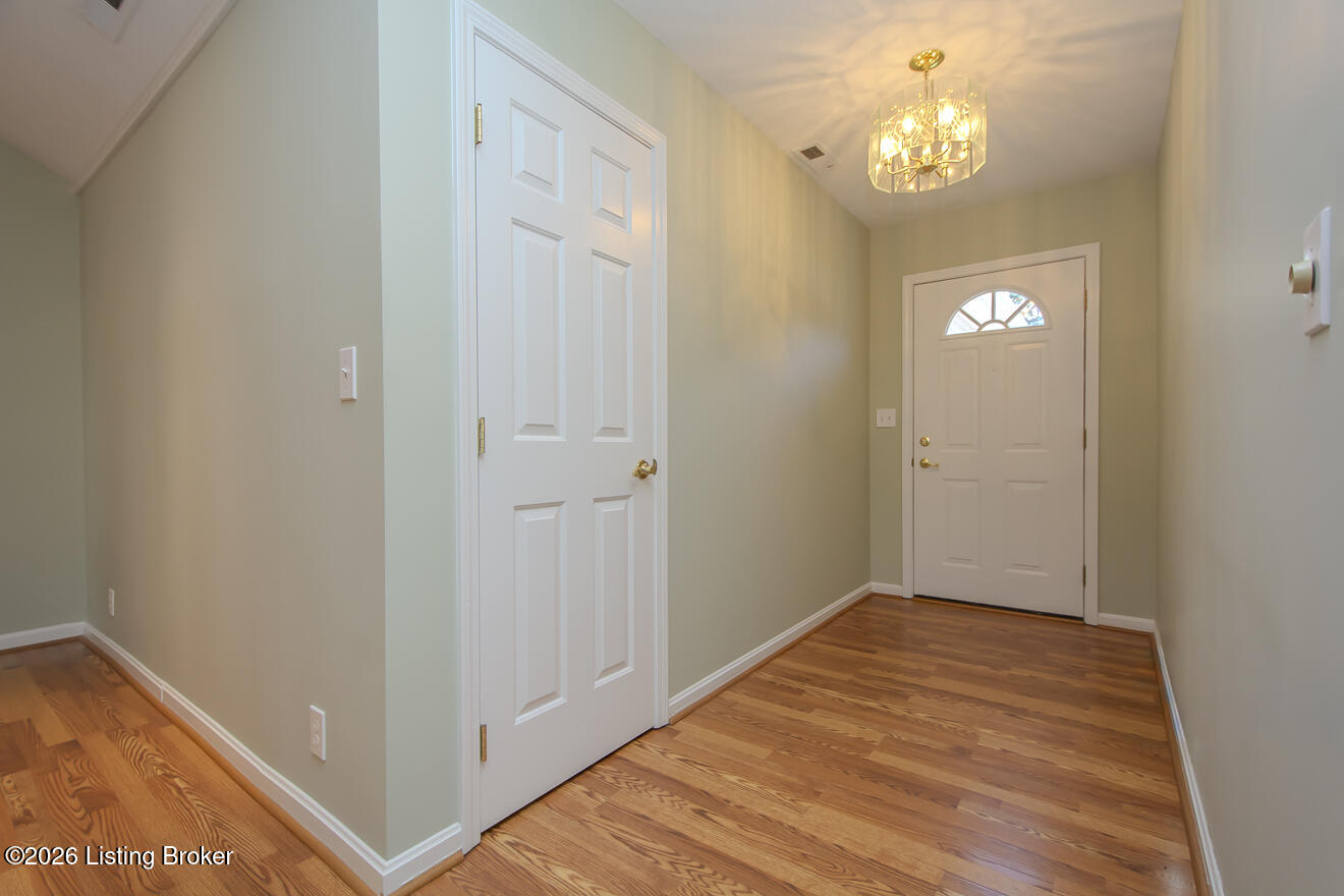 11107 Brook Bend Ct Property Photo 2
