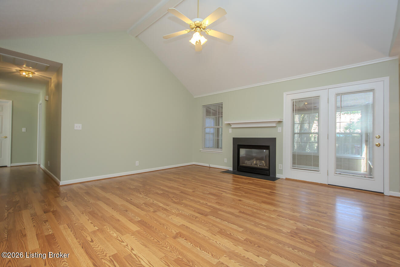 11107 Brook Bend Ct Property Photo 3