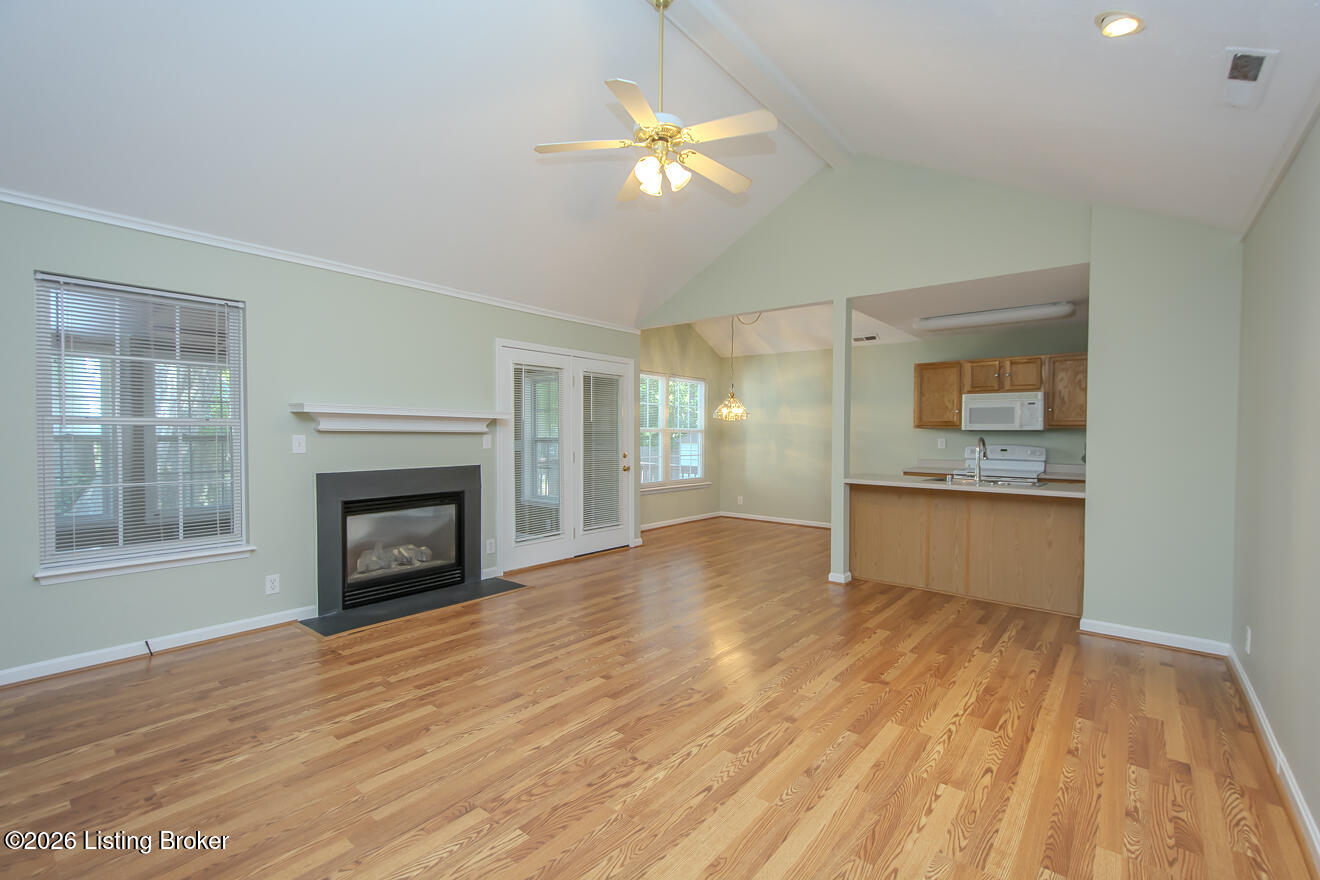 11107 Brook Bend Ct Property Photo 4