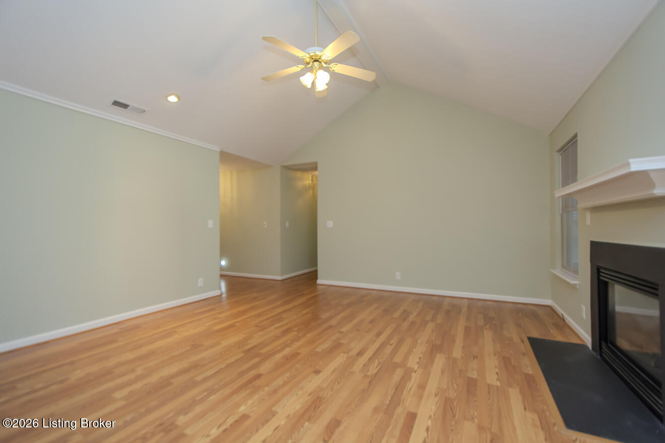 11107 Brook Bend Ct Property Photo 5
