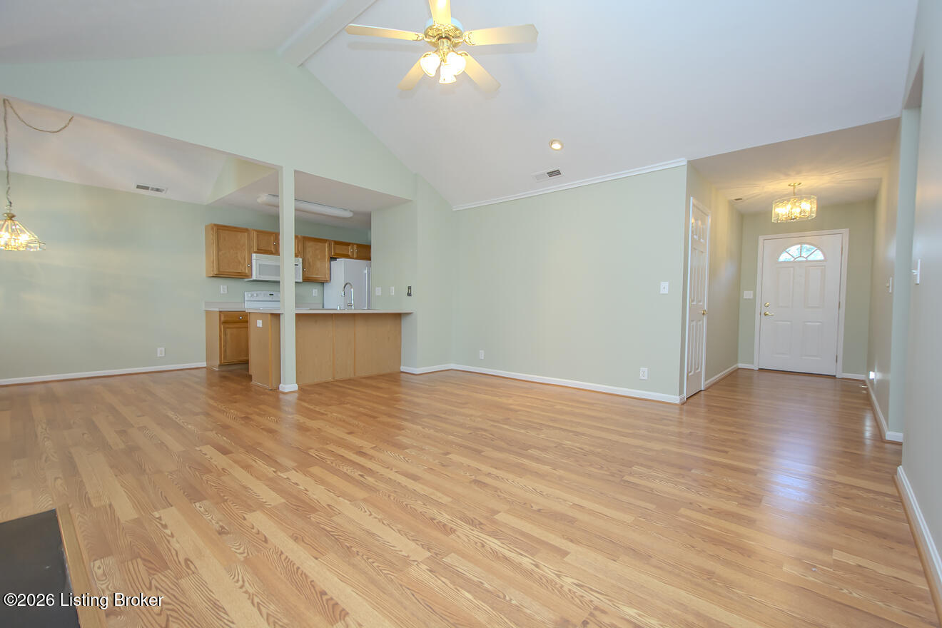 11107 Brook Bend Ct Property Photo 6