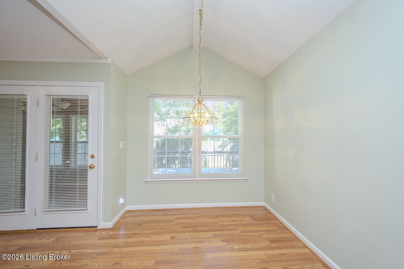11107 Brook Bend Ct Property Photo 8