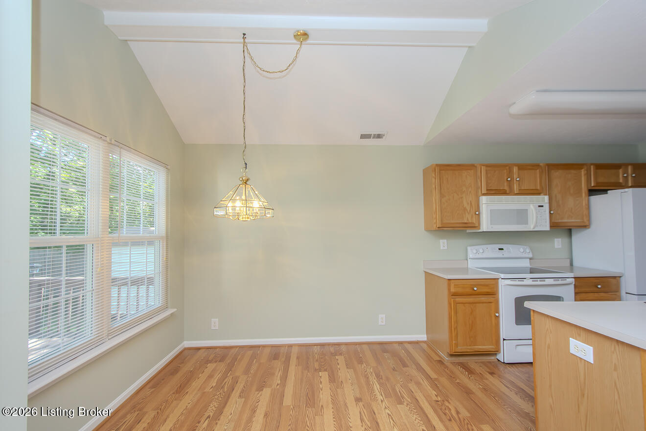 11107 Brook Bend Ct Property Photo 9