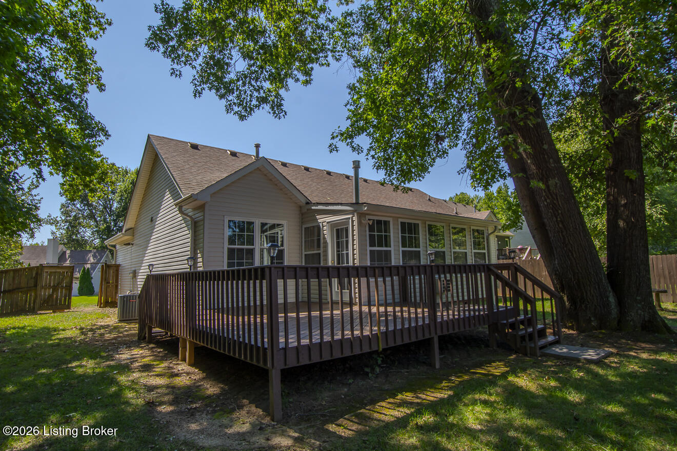 11107 Brook Bend Ct Property Photo 34