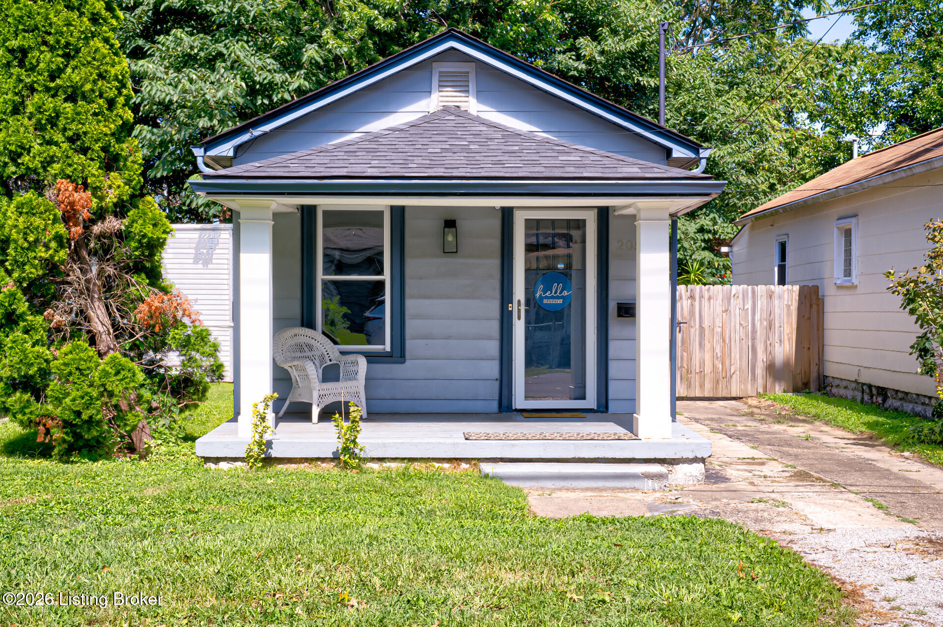 2059 May Ave Property Photo 1