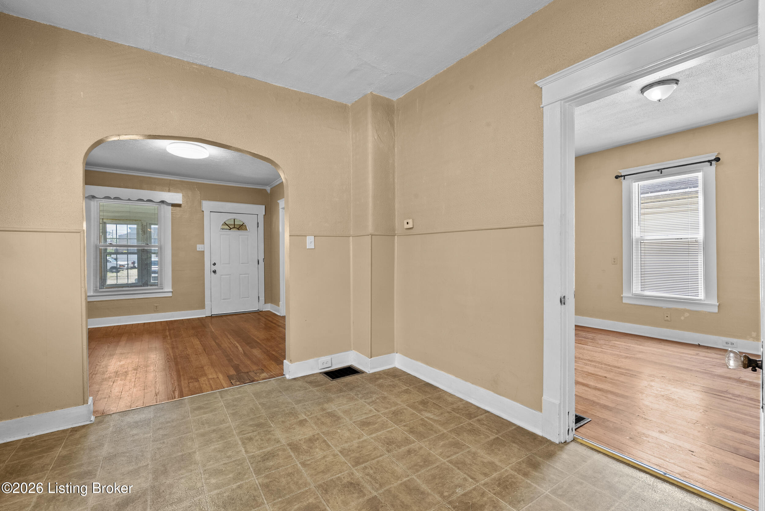 3514 Woodruff Ave Property Photo 8