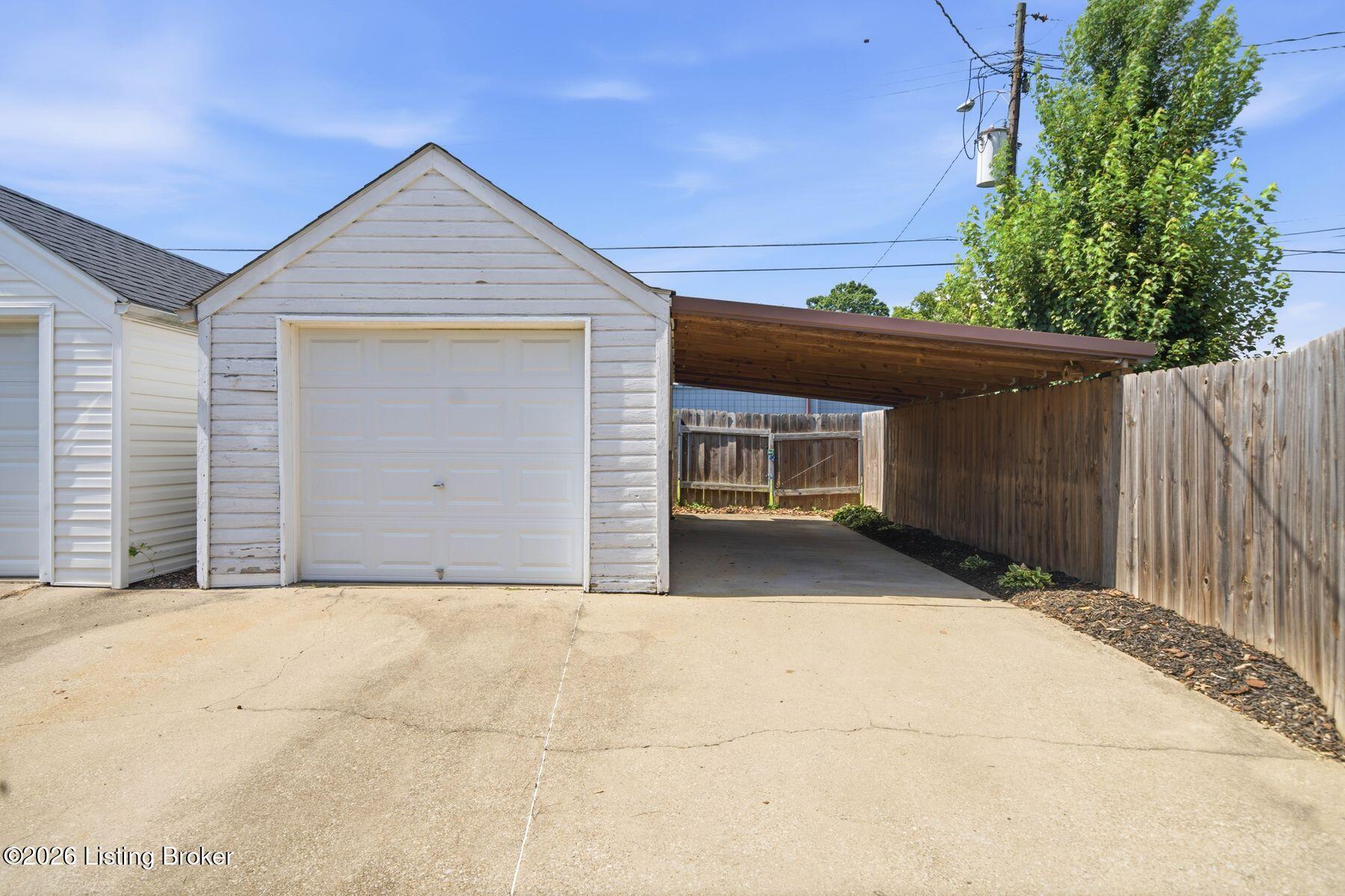 2213 Manchester Rd Property Photo 20