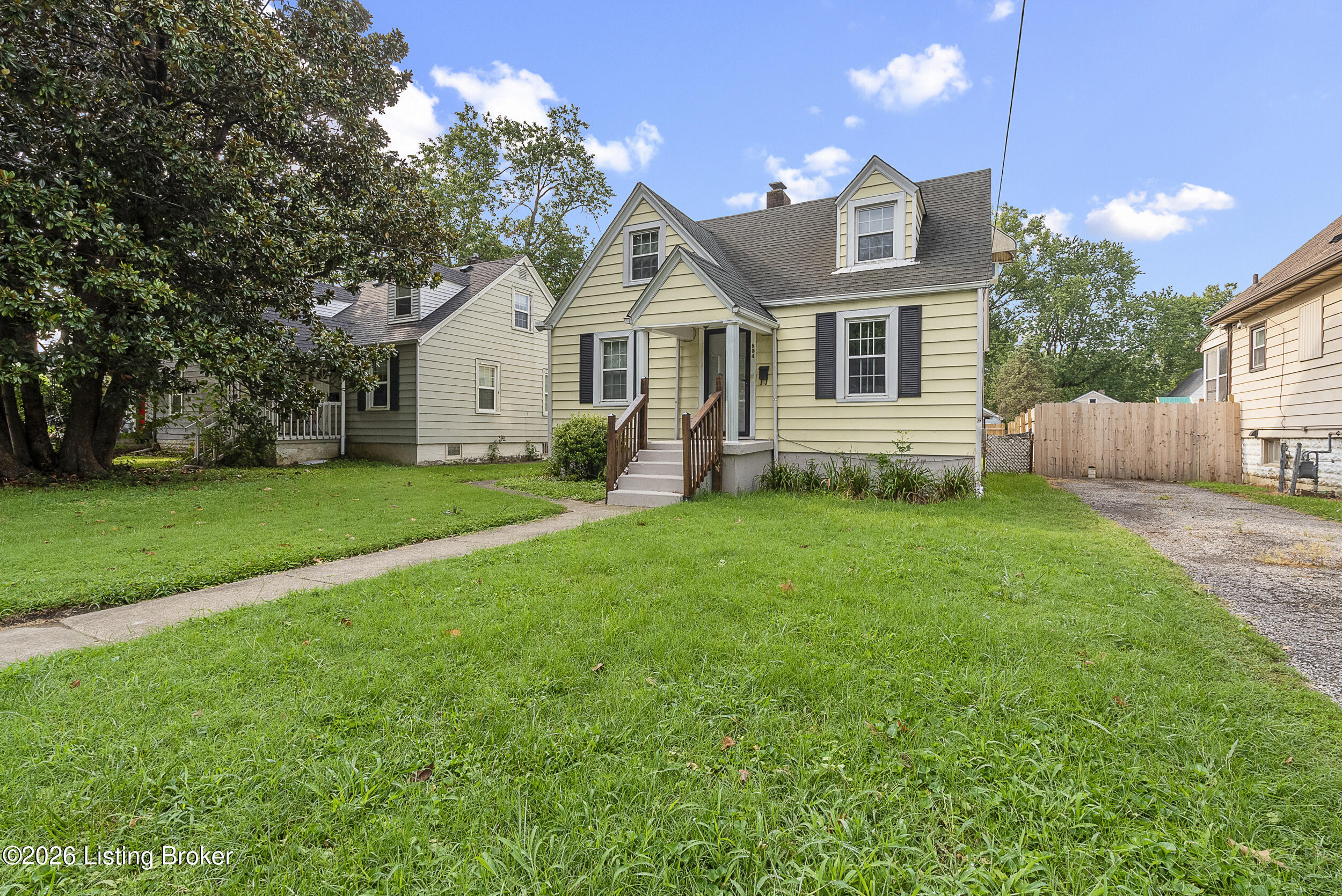 834 Beecher St Property Photo 26