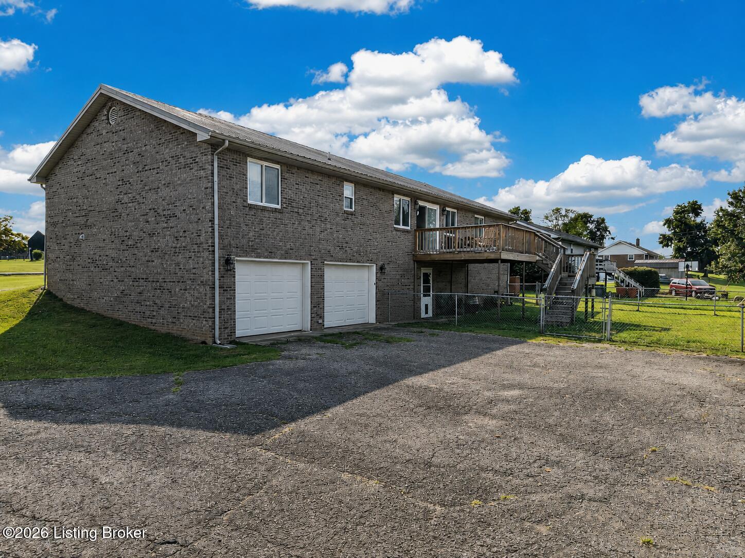 82 N Sunset Ave Property Photo 33