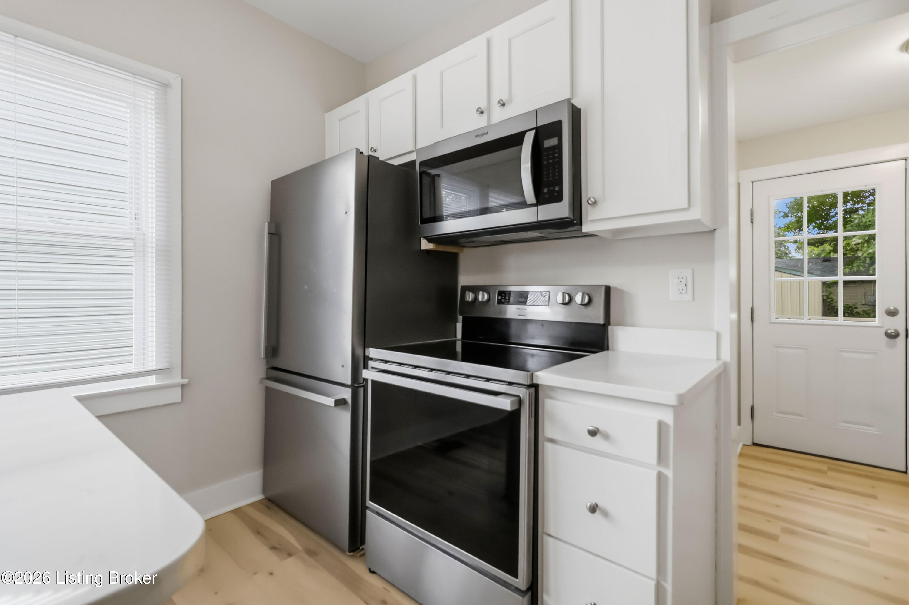 1526 Taylor Ave Property Photo 13