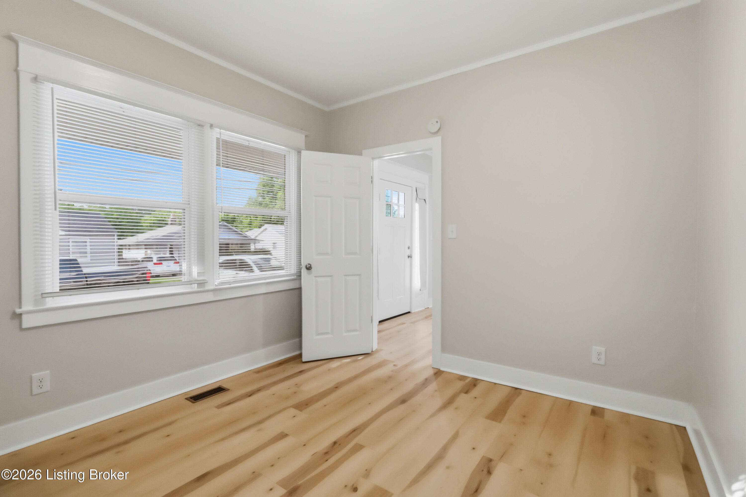 1526 Taylor Ave Property Photo 15