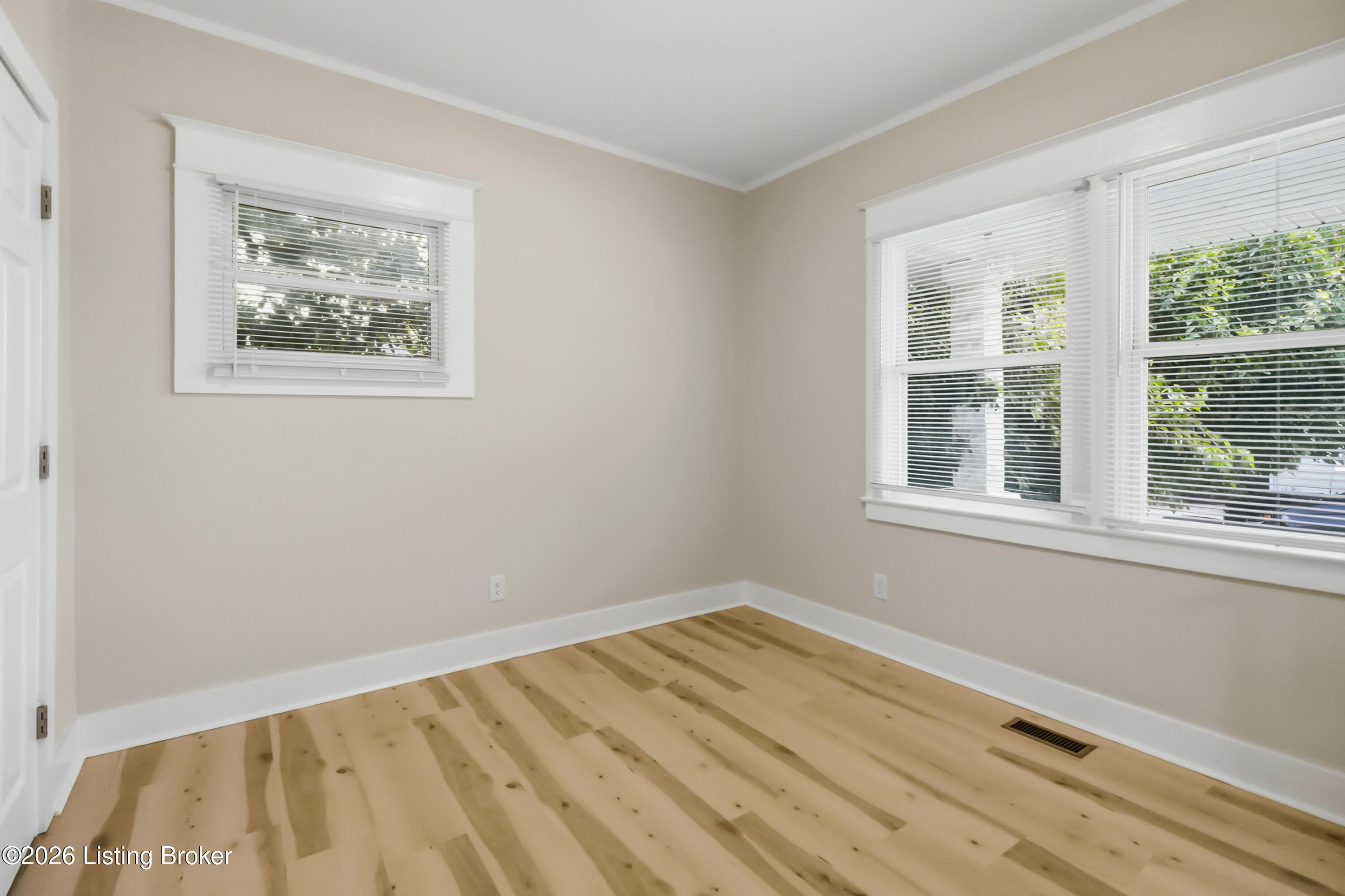 1526 Taylor Ave Property Photo 16