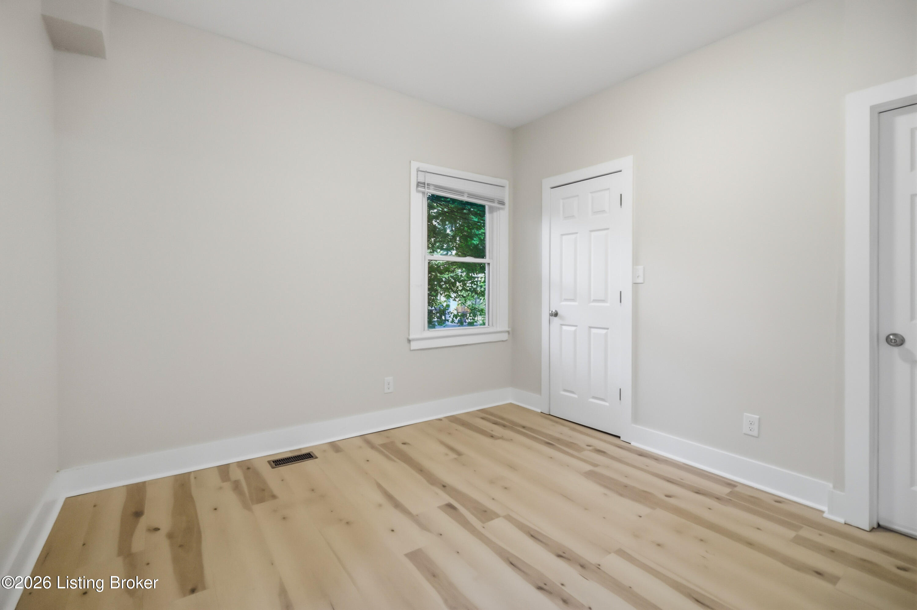 1526 Taylor Ave Property Photo 19
