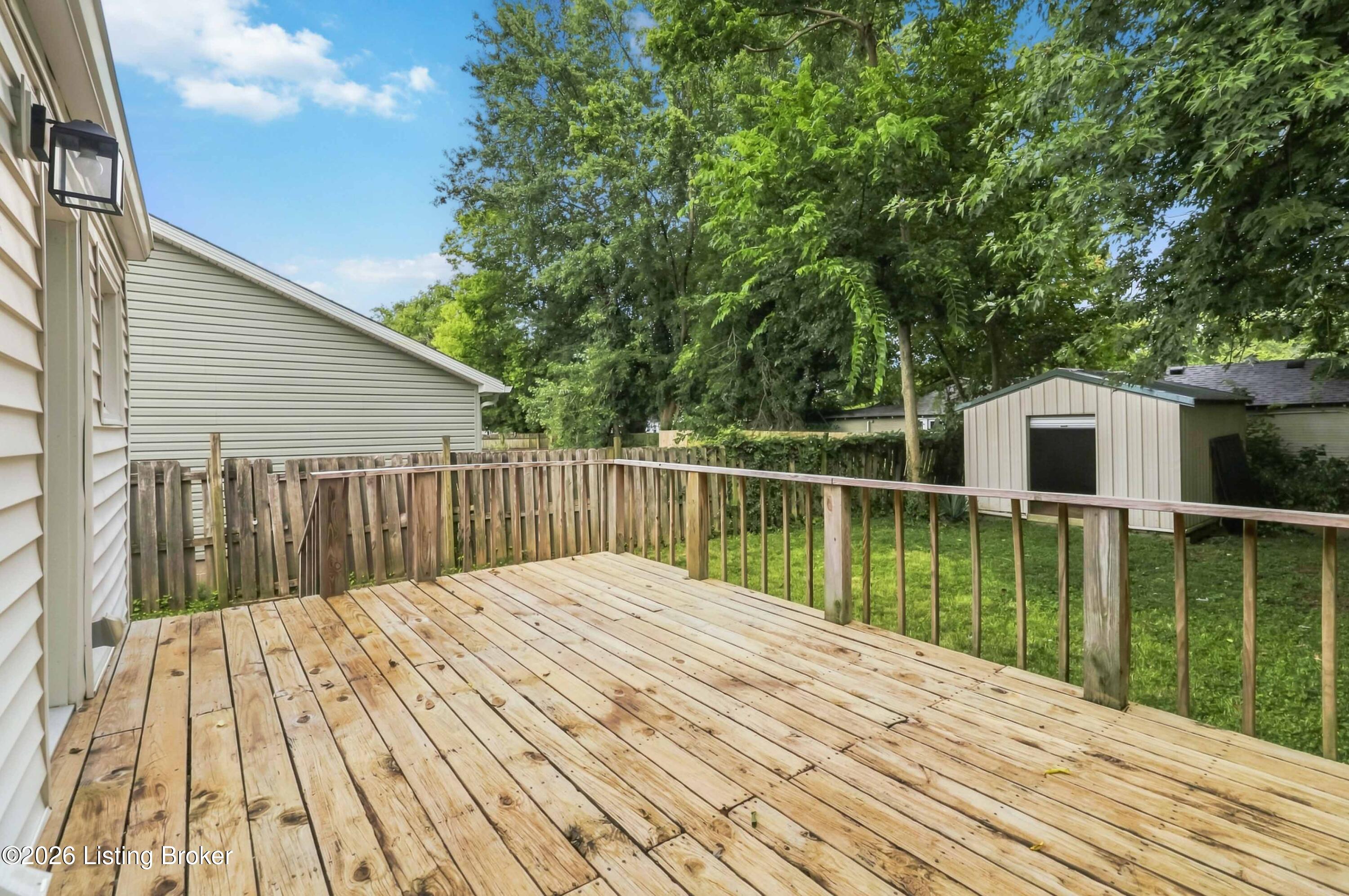 1526 Taylor Ave Property Photo 23