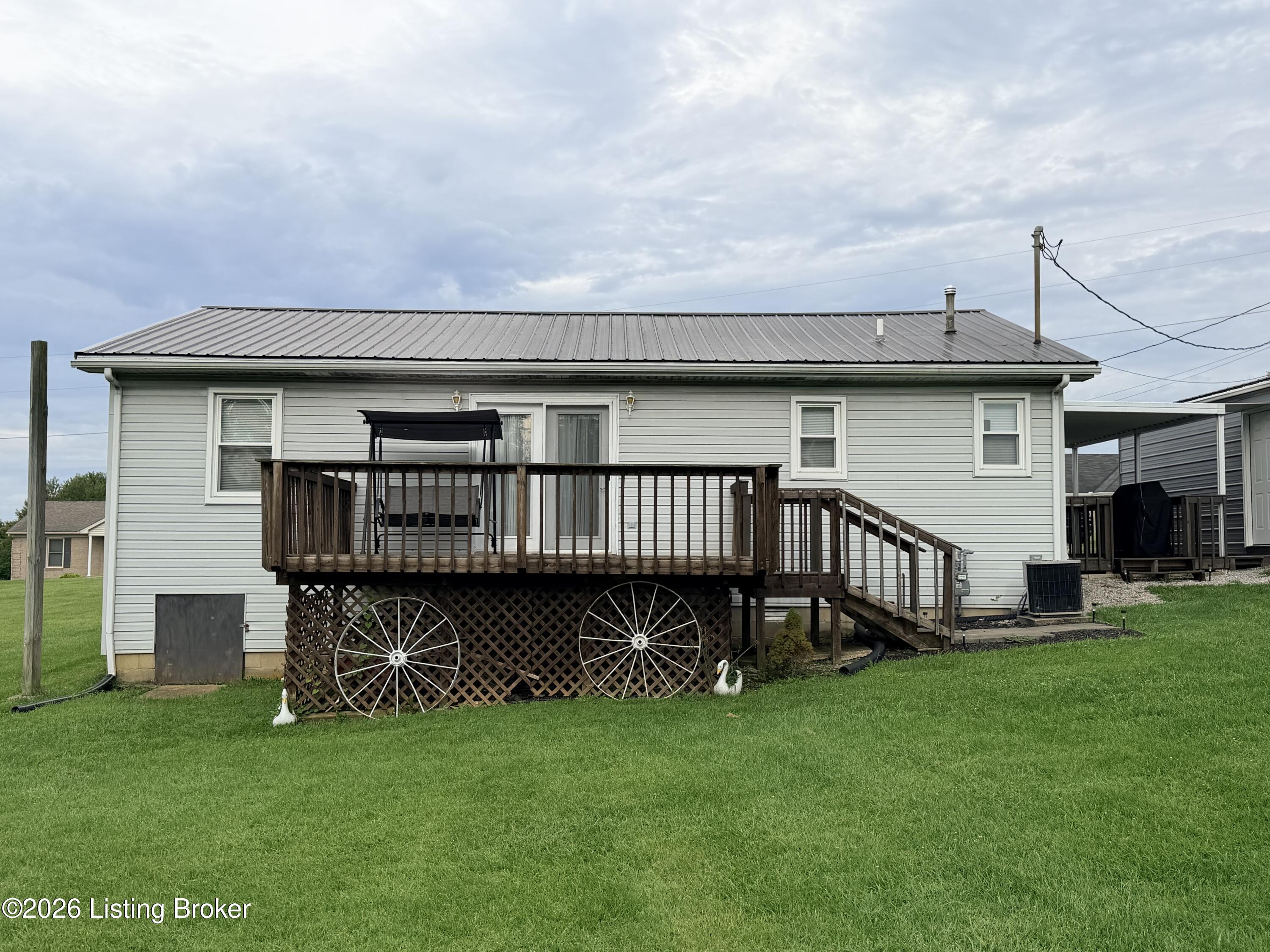 97 Summerfield Ct Property Photo 8