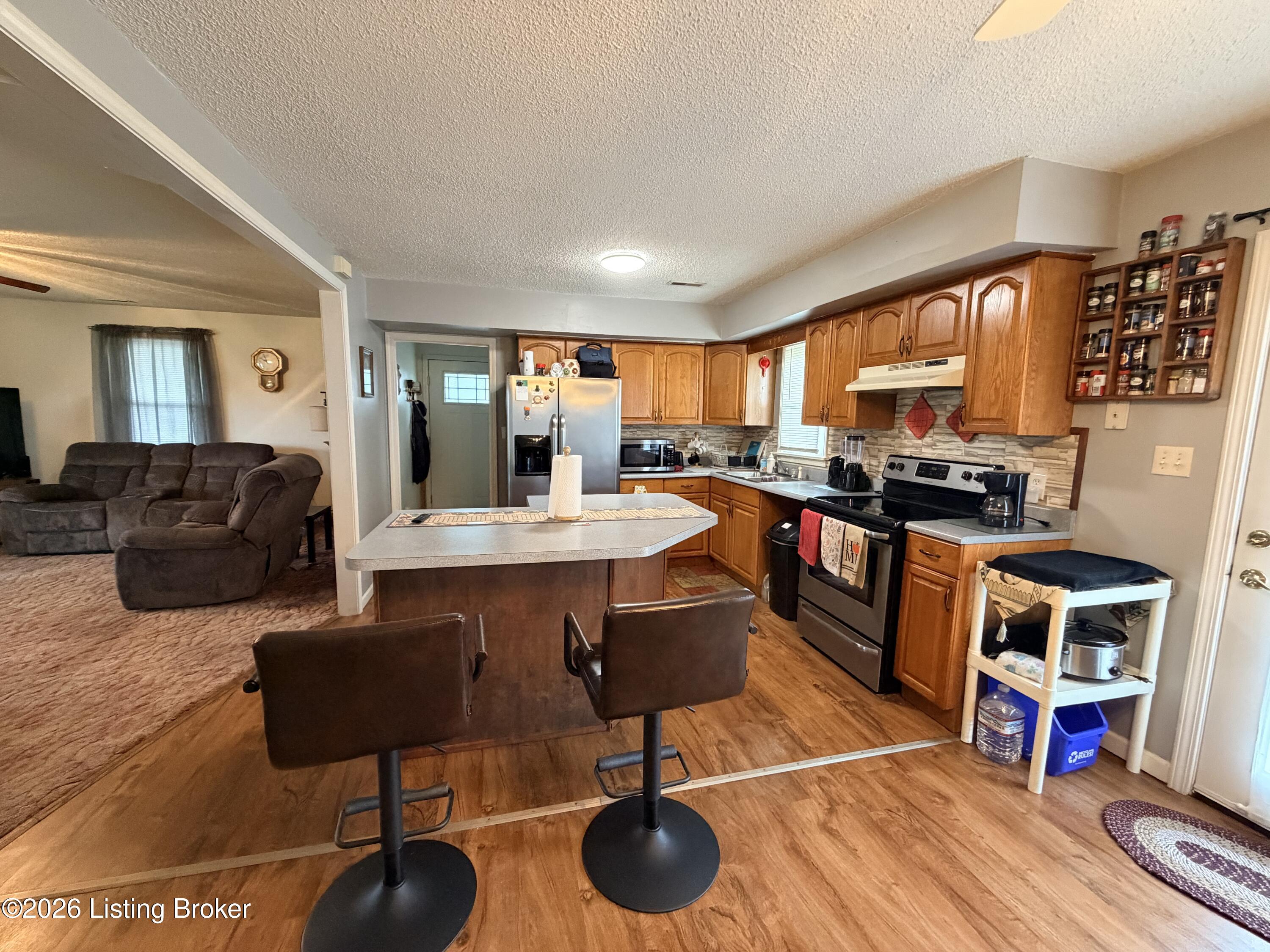 97 Summerfield Ct Property Photo 16