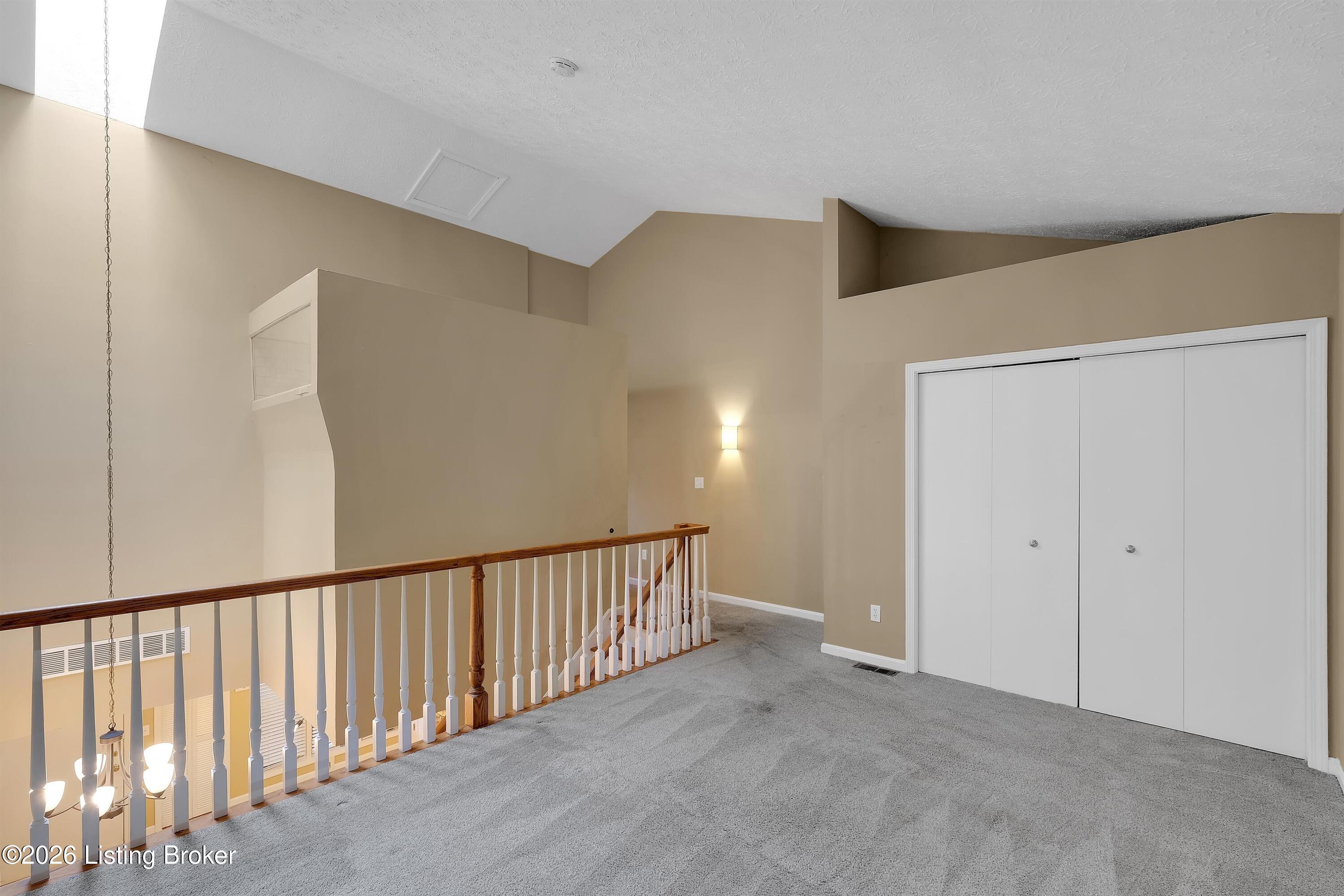 360 Crescent Spring Dr Property Photo 30