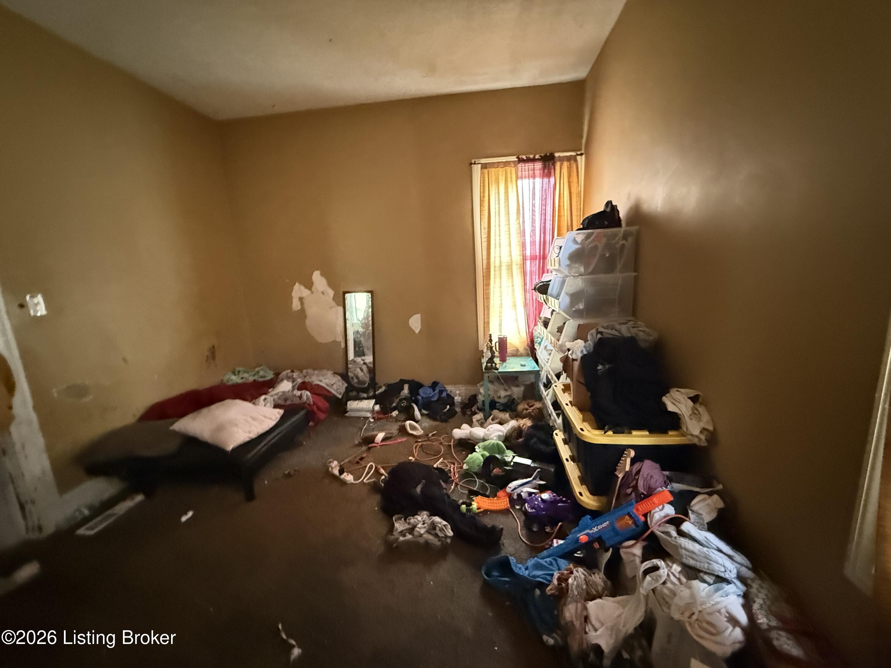 2111 Grand Ave Property Photo 6